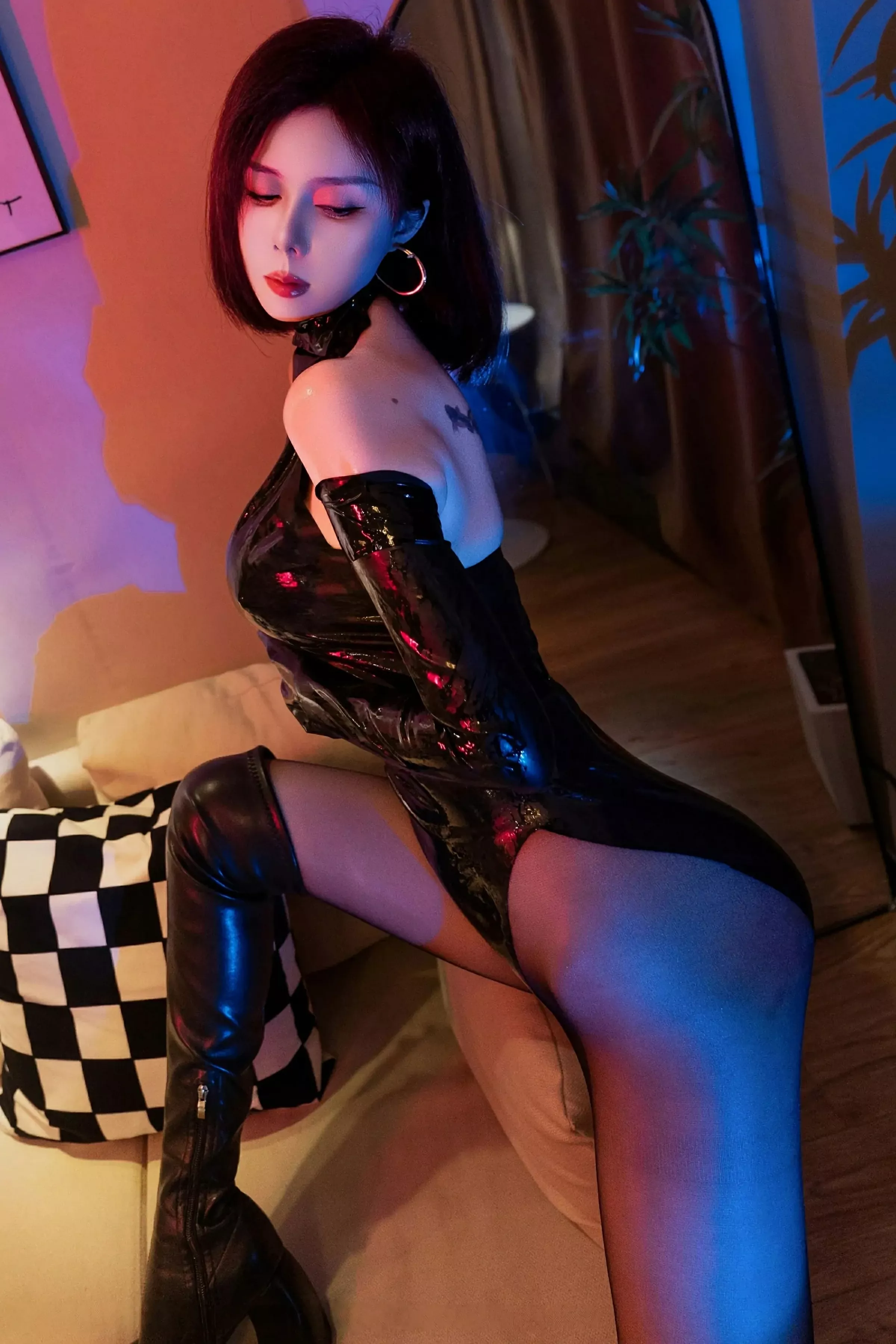   [XiuRen]高清写真图 2025.06.11 No.10393 白芷yy 芭比娃娃第17张图片