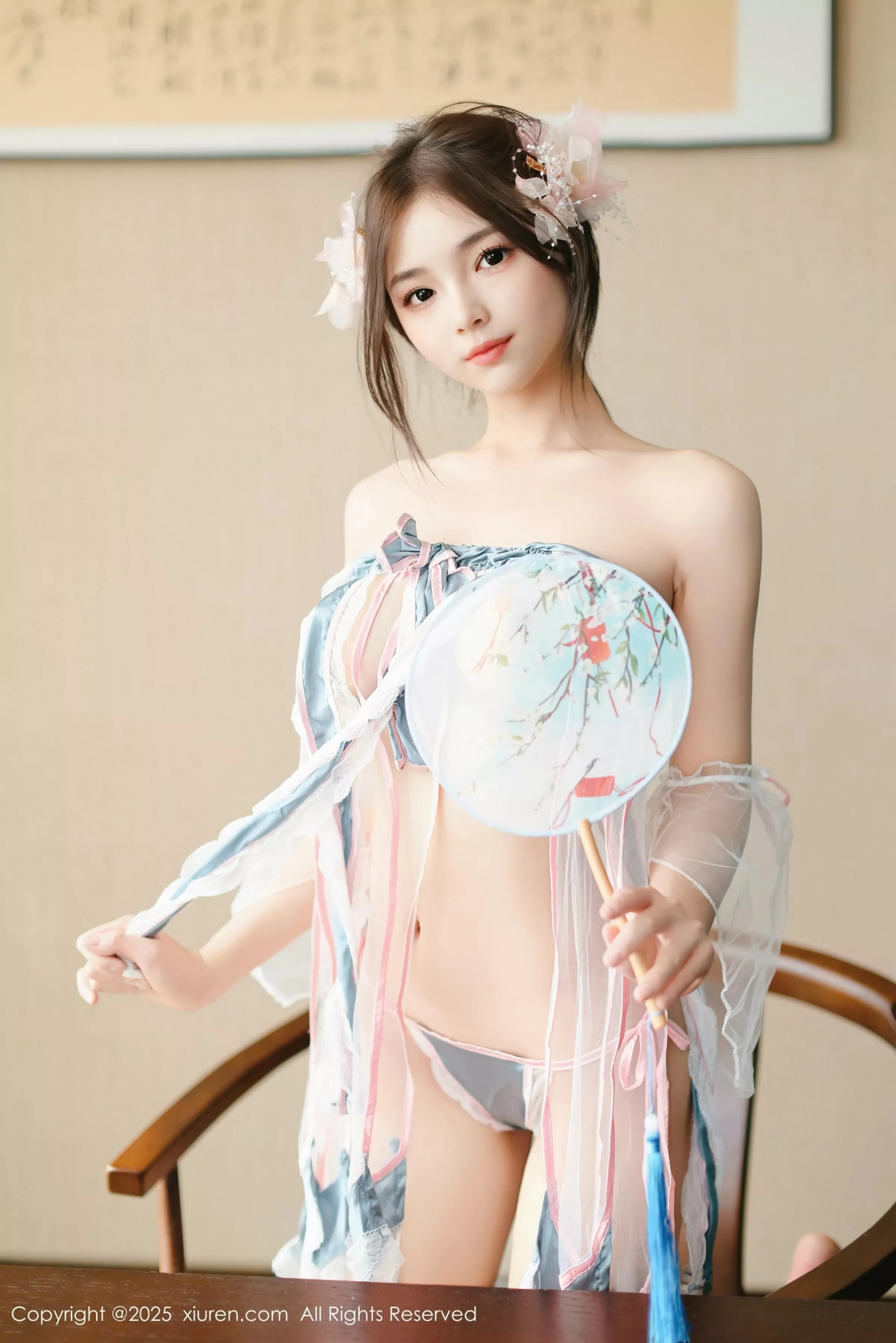   [XiuRen]高清写真图 2025.06.12 No.10401 苏软软 情趣古装第16张图片