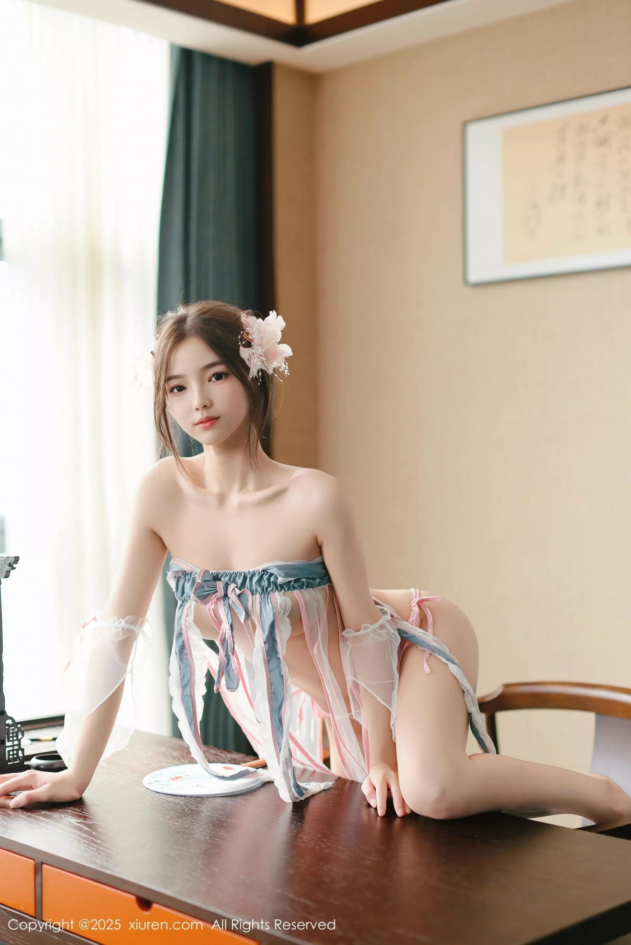   [XiuRen]高清写真图 2025.06.12 No.10401 苏软软 情趣古装第22张图片