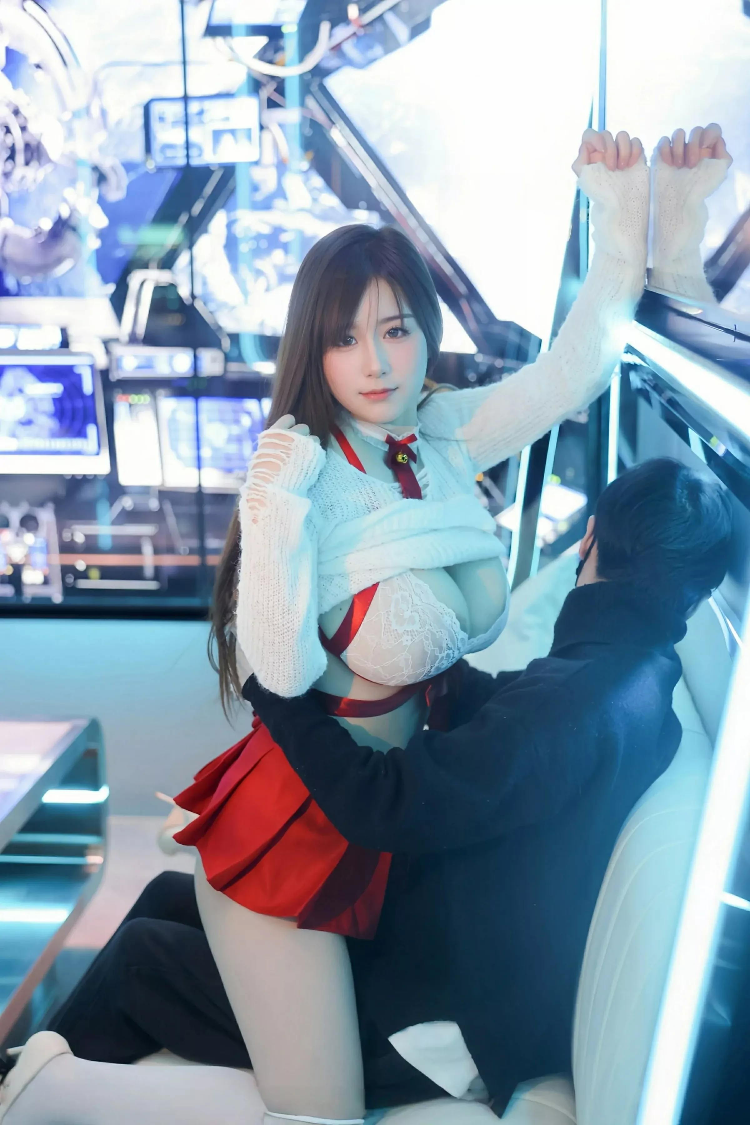   [XiuRen]高清写真图 2025.06.26 No.10470 小肉肉咪 红色短裙第22张图片