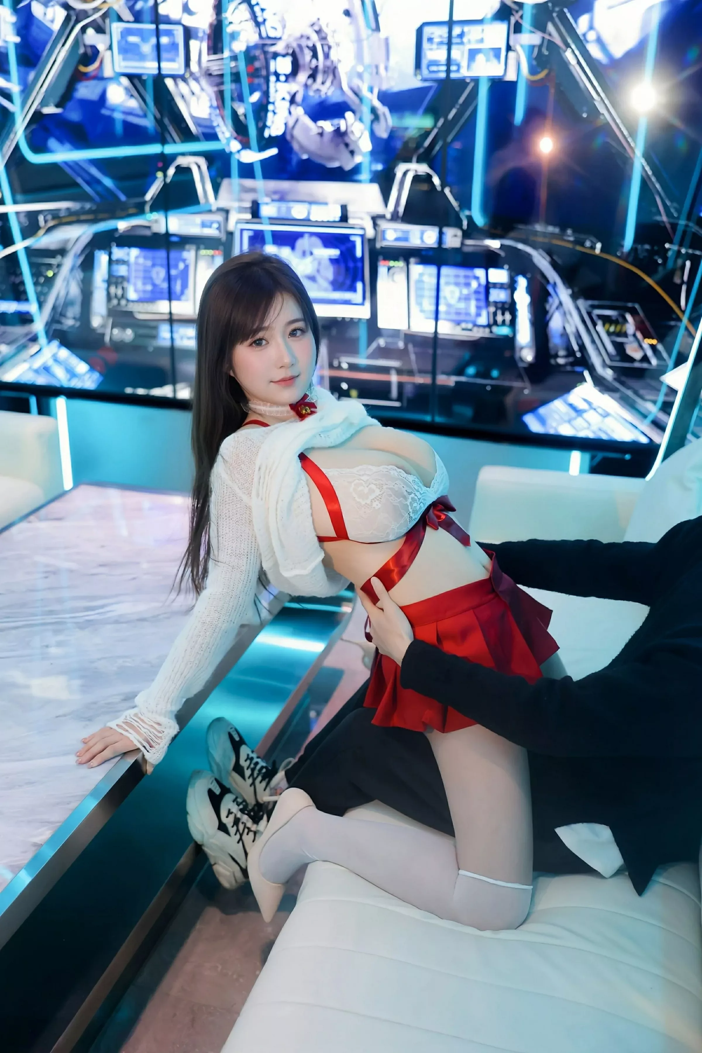   [XiuRen]高清写真图 2025.06.26 No.10470 小肉肉咪 红色短裙第26张图片