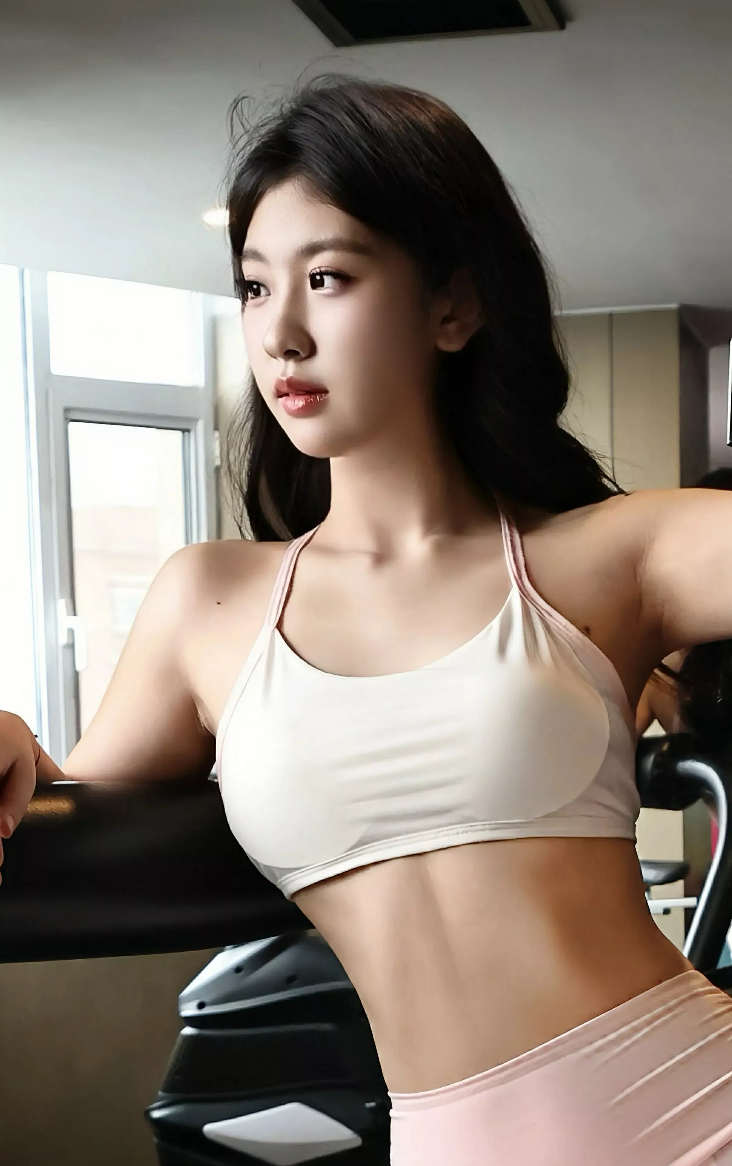   [XiuRen]高清写真图 2025.06.27 No.10474 小芭乐 粉色瑜伽服第21张图片