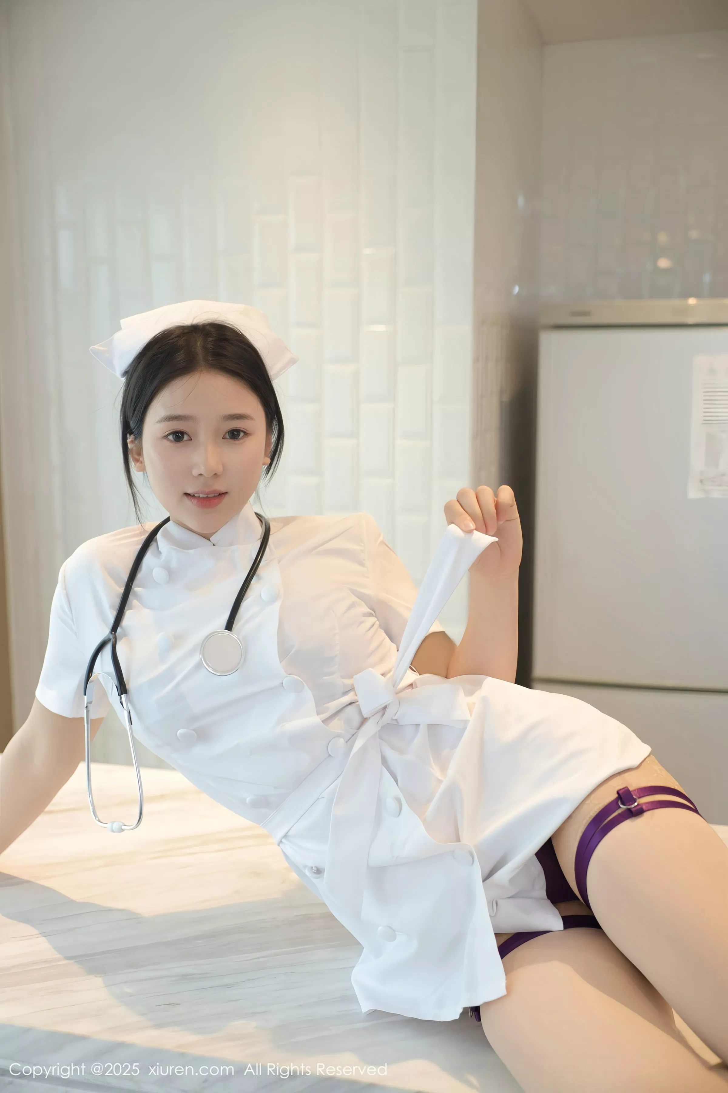   [XiuRen]高清写真图 2025.06.26 No.10465 林嘉馨 护士制服第32张图片