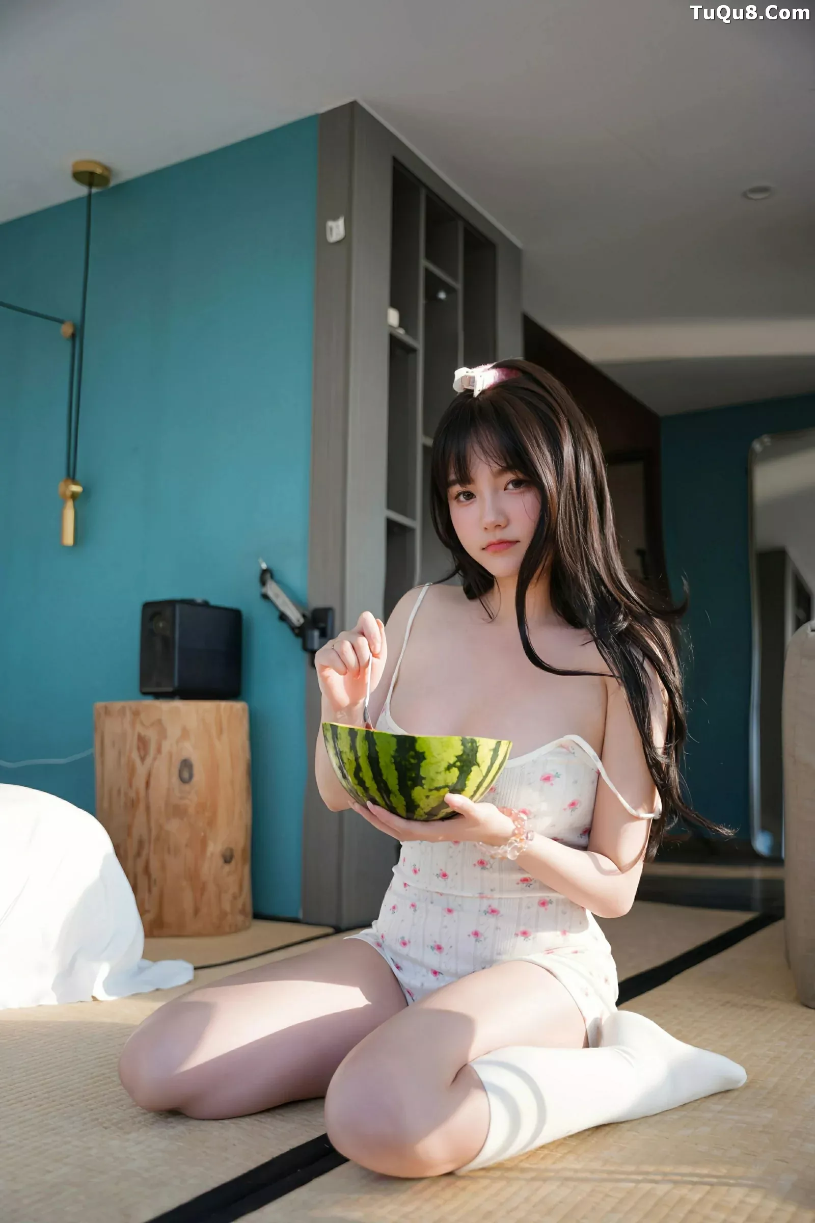   [XiuRen]高清写真图 2025.06.30 No.10483 软情 情趣吊带第12张图片