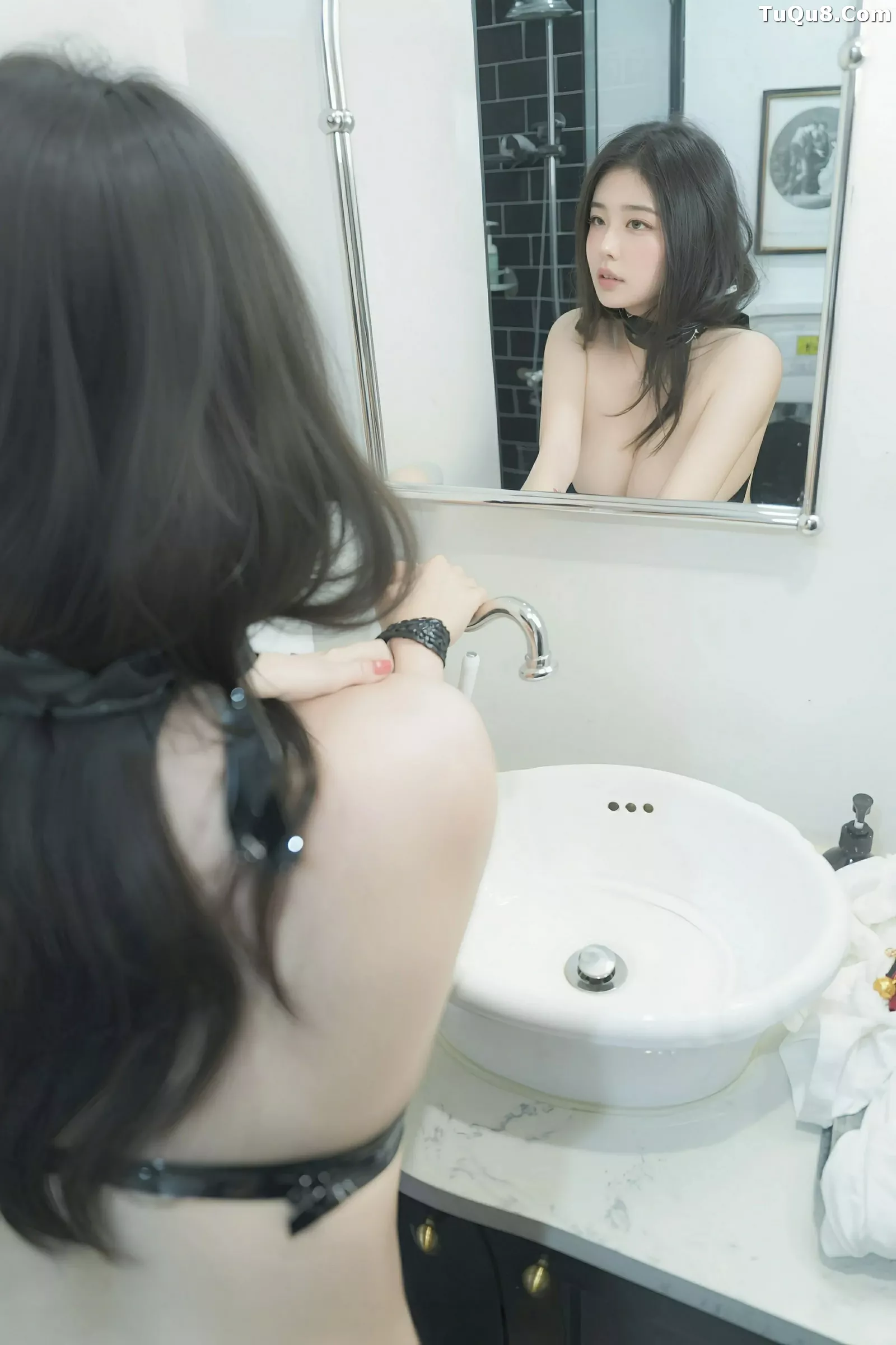   [XiuRen]高清写真图 2025.07.01 No.10489 林若凡F 蕾丝内衣第26张图片