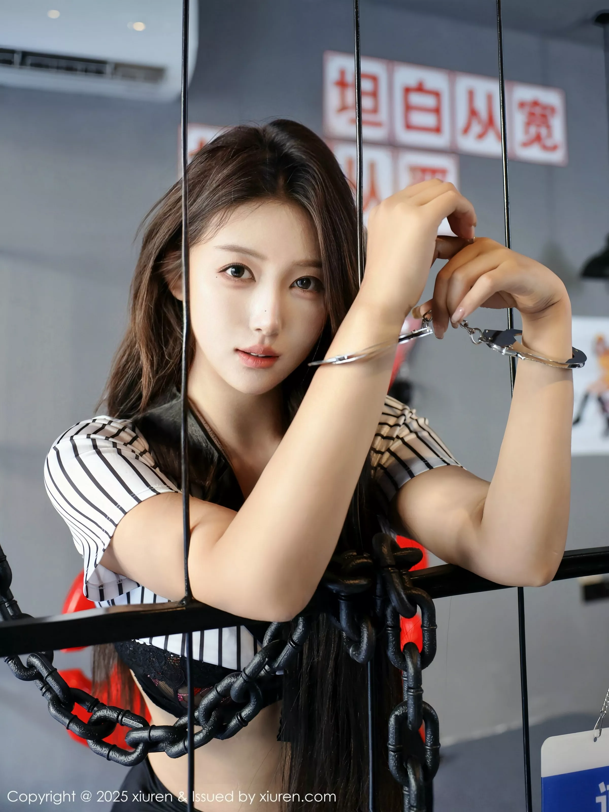   [XiuRen]高清写真图 2025.07.11 No.10541 梨霜儿 COS女战警第18张图片