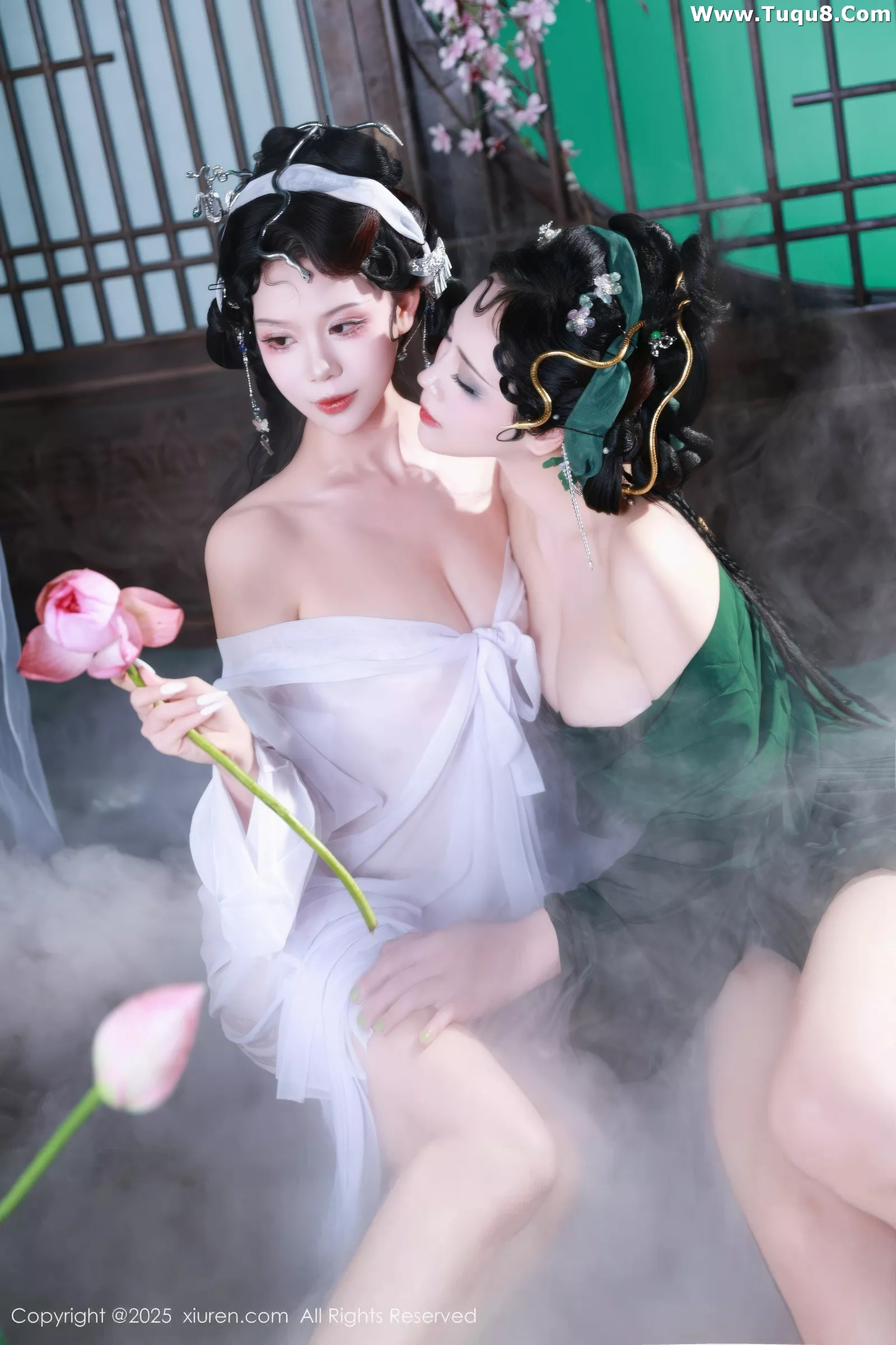   [XiuRen]高清写真图 2025.07.18 No.10561 南乔 青蛇第42张图片
