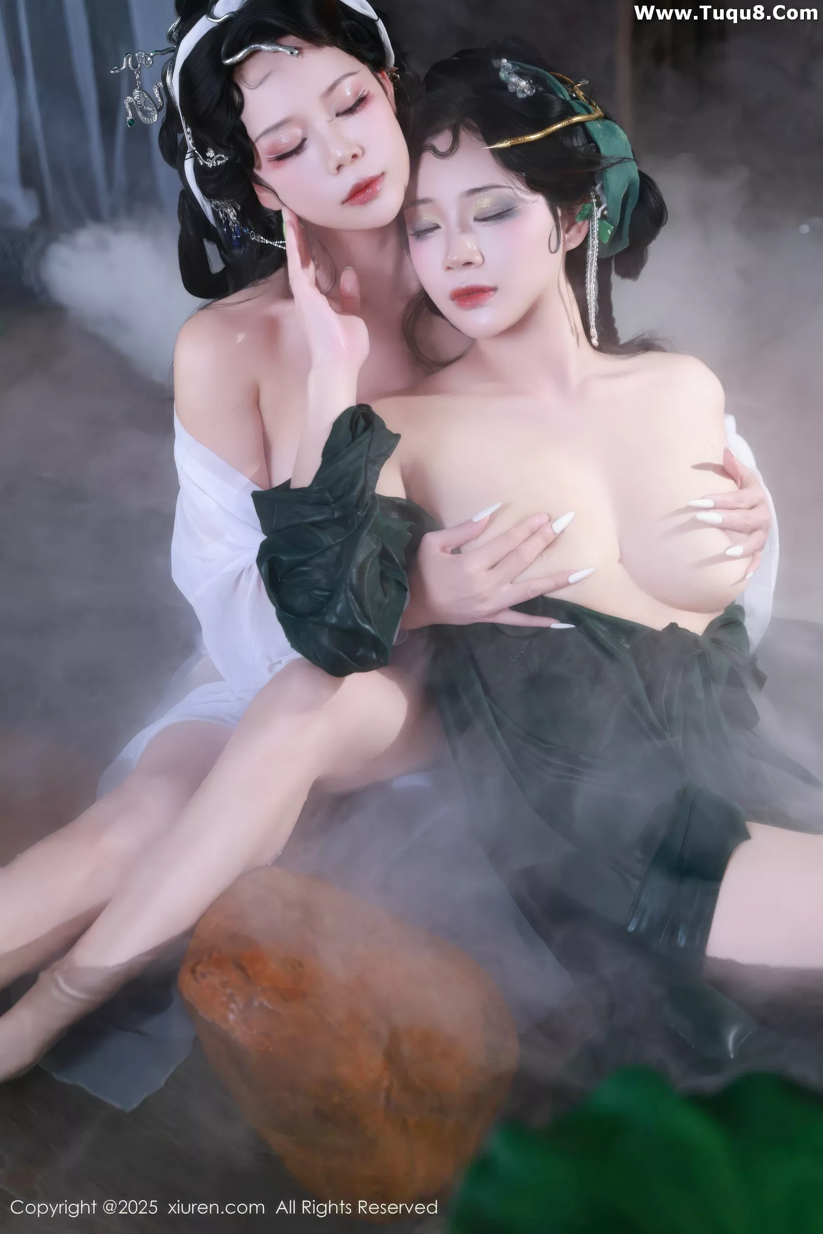   [XiuRen]高清写真图 2025.07.18 No.10561 南乔 青蛇第59张图片