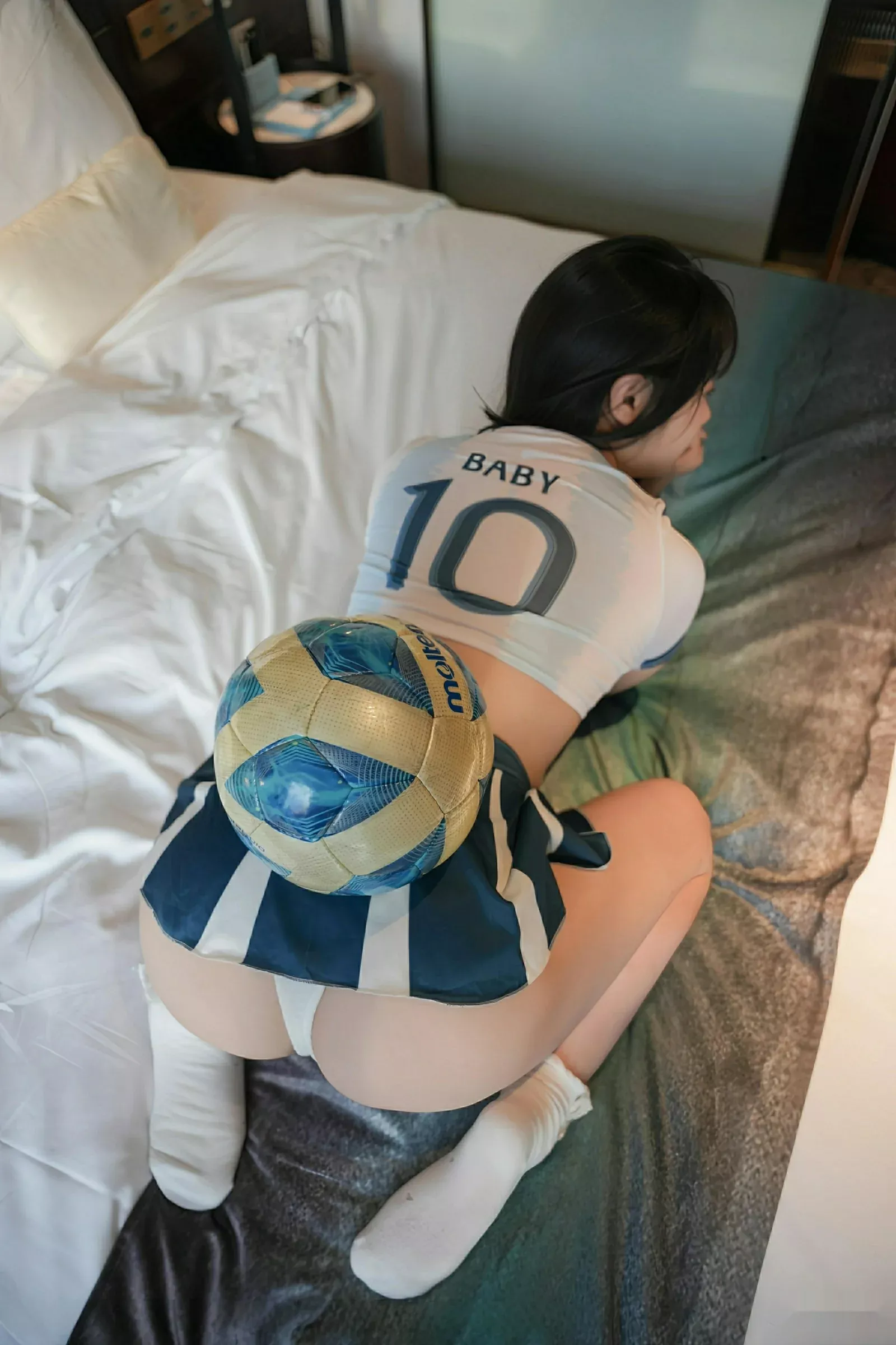   [XiuRen]高清写真图 2025.07.31 No.10606 软情 足球队服第17张图片