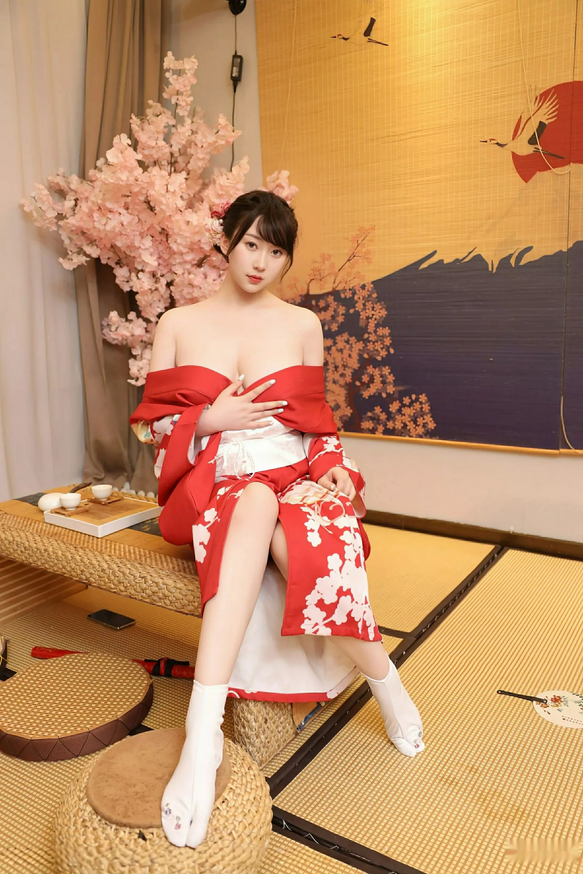   [XiuRen]高清写真图 2025.08.06 No.10624 李沁恩lrene 性感红色第20张图片