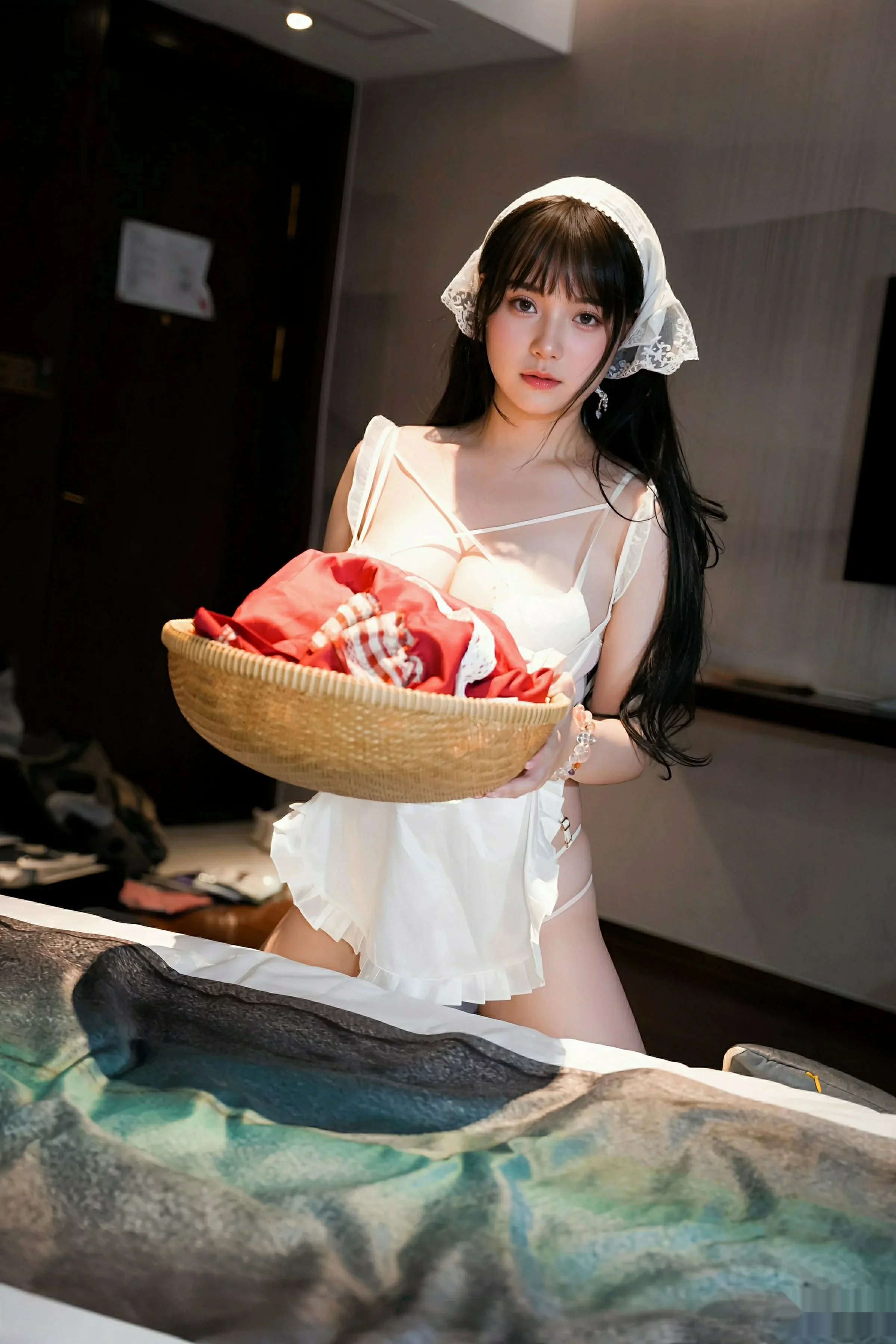   [XiuRen]高清写真图 2025.08.08 No.10631 软情 女仆装扮第24张图片