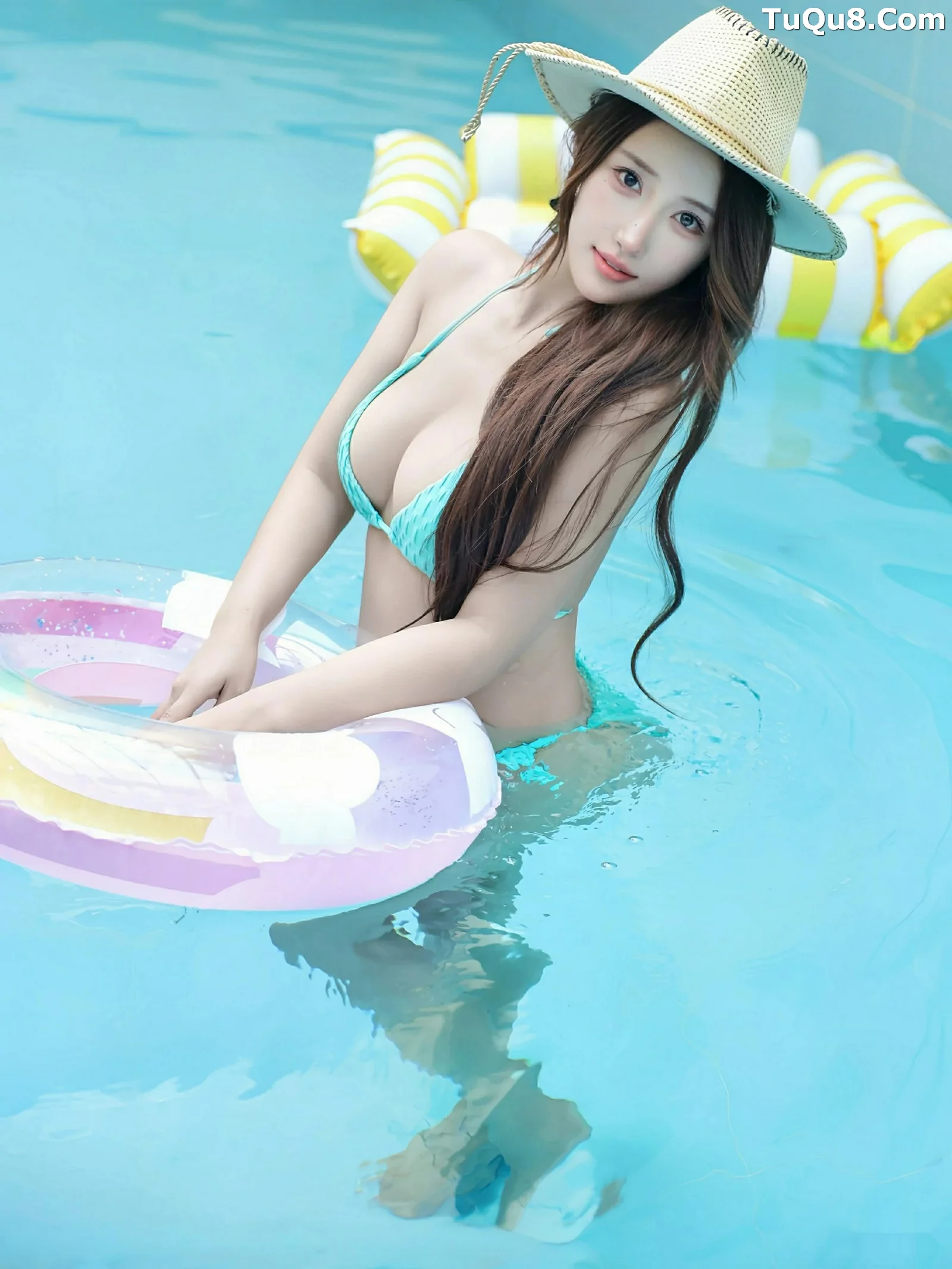   [XiuRen]高清写真图 2025.08.19 No.10666 白薇薇vcvc 激情互动第5张图片