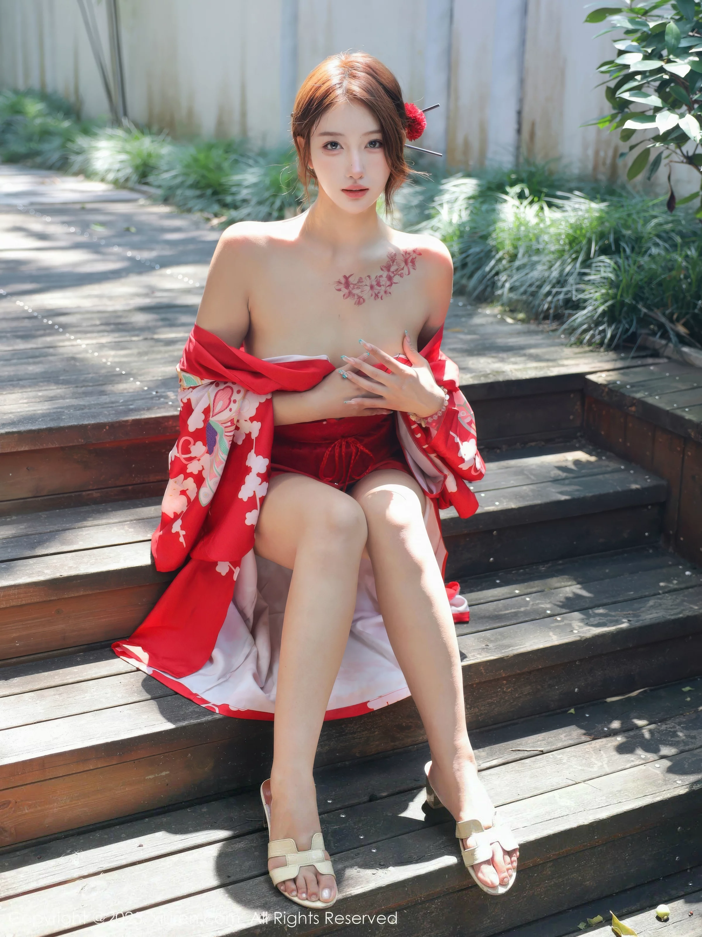   [XiuRen]高清写真图 2025.08.22 No.10683 金允希Yuki 红色和服第30张图片