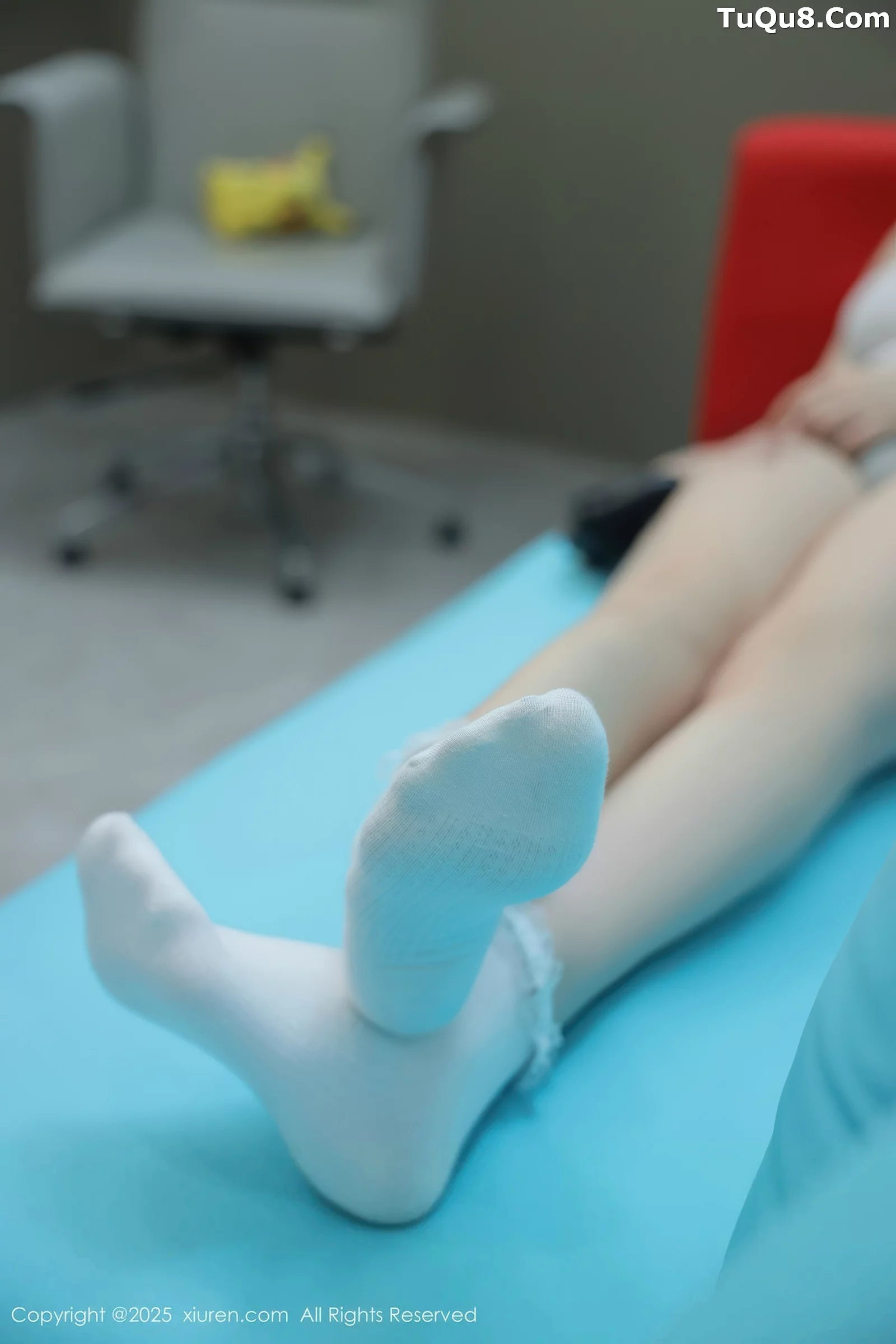   [XiuRen]高清写真图 2025.08.21 No.10676 李沁恩lrene 居家服第8张图片