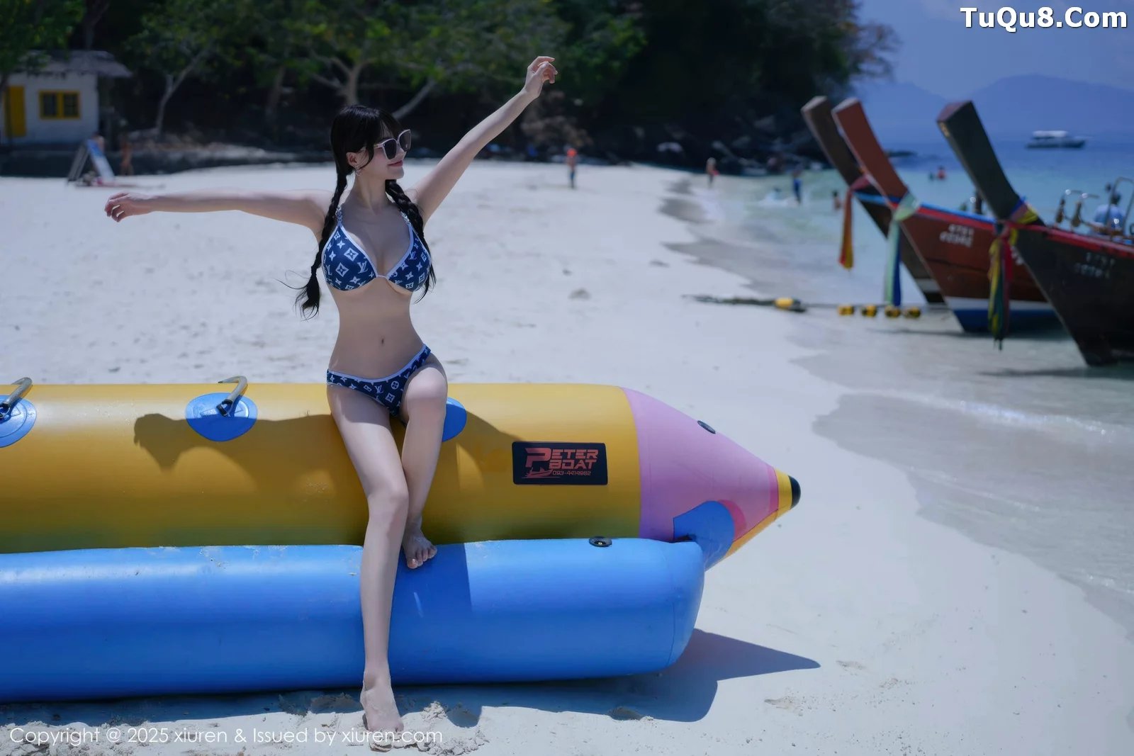   [XiuRen]高清写真图 2025.08.28 No.10699 心上可Flora 蓝色尾巴第26张图片