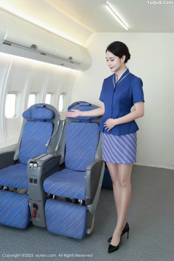   [XiuRen]高清写真图 2025.08.29 No.10708 南乔 空姐制服第24张图片