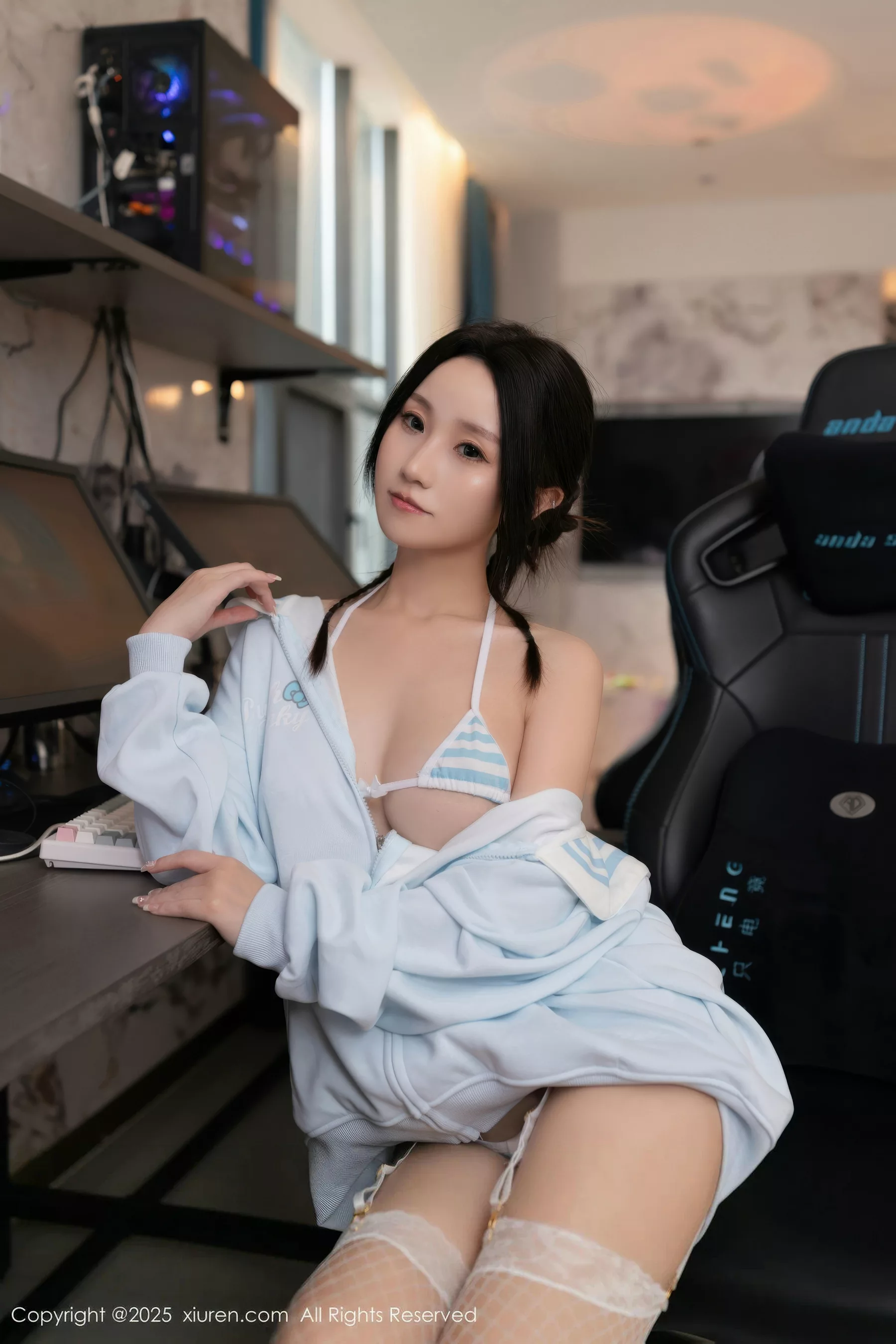   [XiuRen]高清写真图 2025.09.17 No.10778 杏子Yada 甜美笑容第7张图片