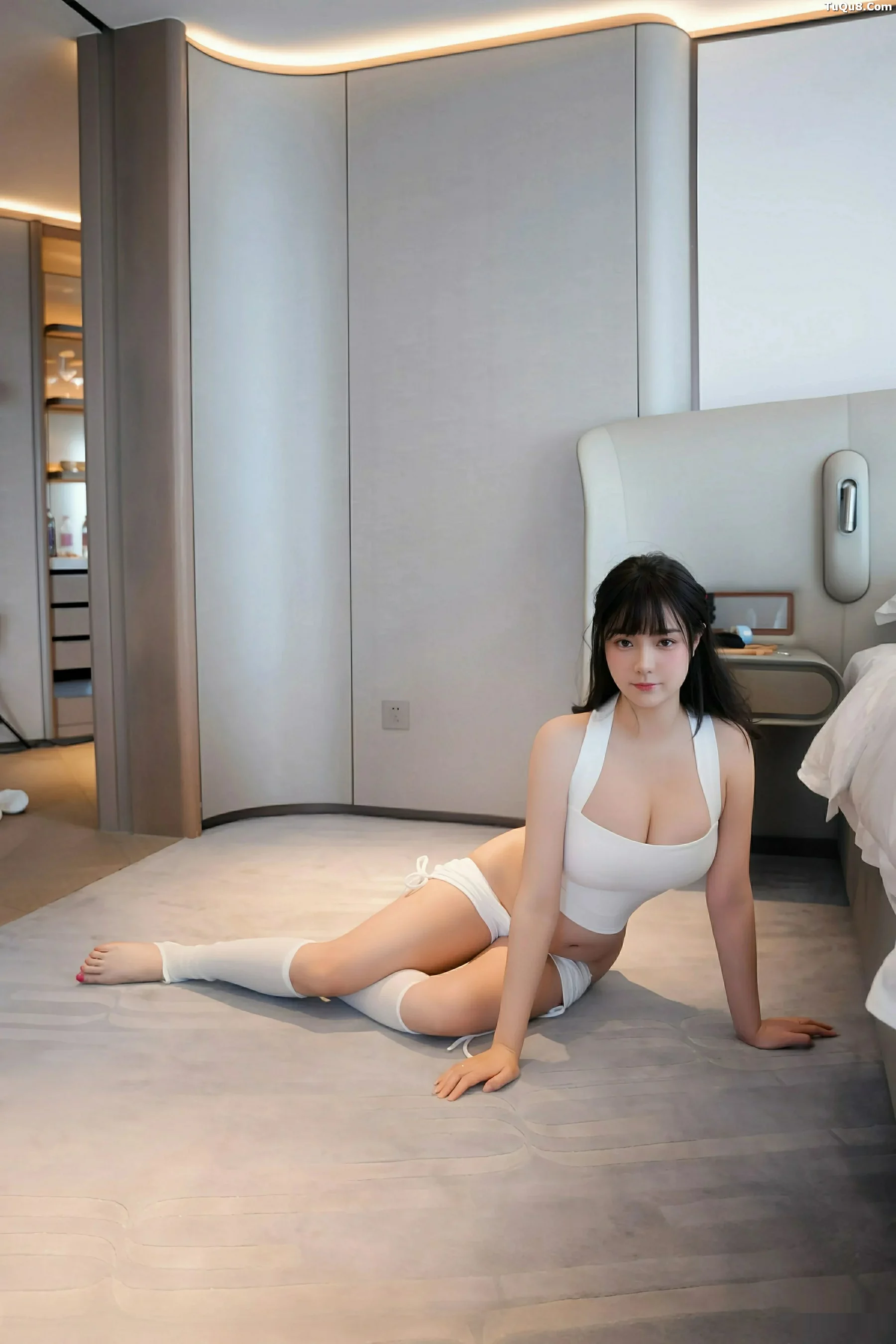   [XiuRen]高清写真图 2025.09.25 No.10808 软情 健身房第55张图片
