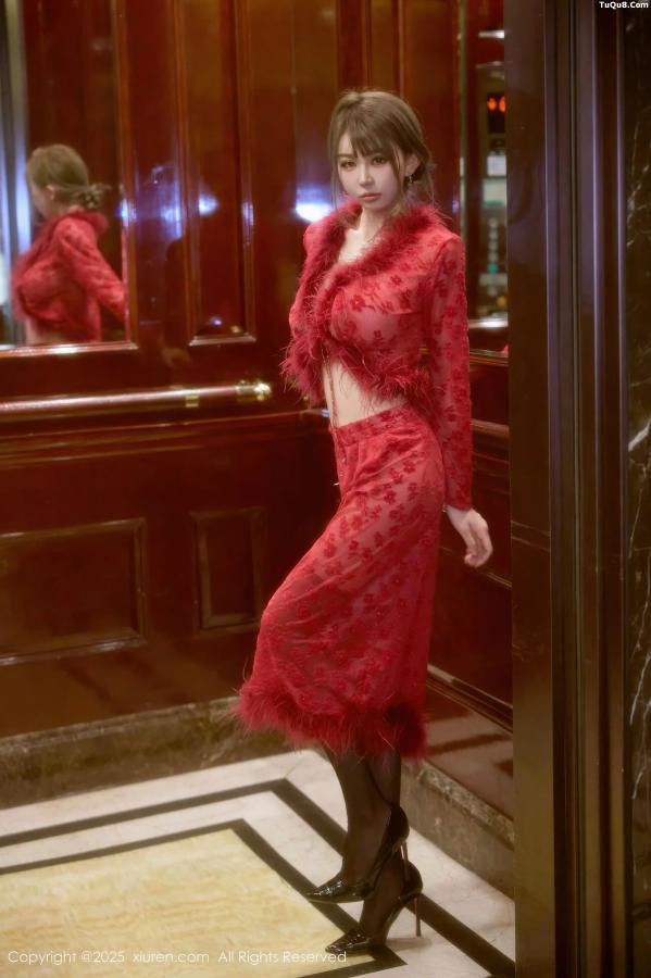   [XiuRen]高清写真图 2025.10.10 No.10848 Zoe柚柚 复古服饰第7张图片