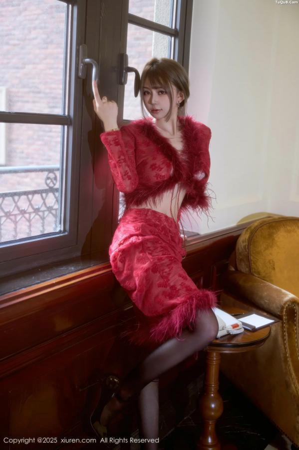   [XiuRen]高清写真图 2025.10.10 No.10848 Zoe柚柚 复古服饰第19张图片