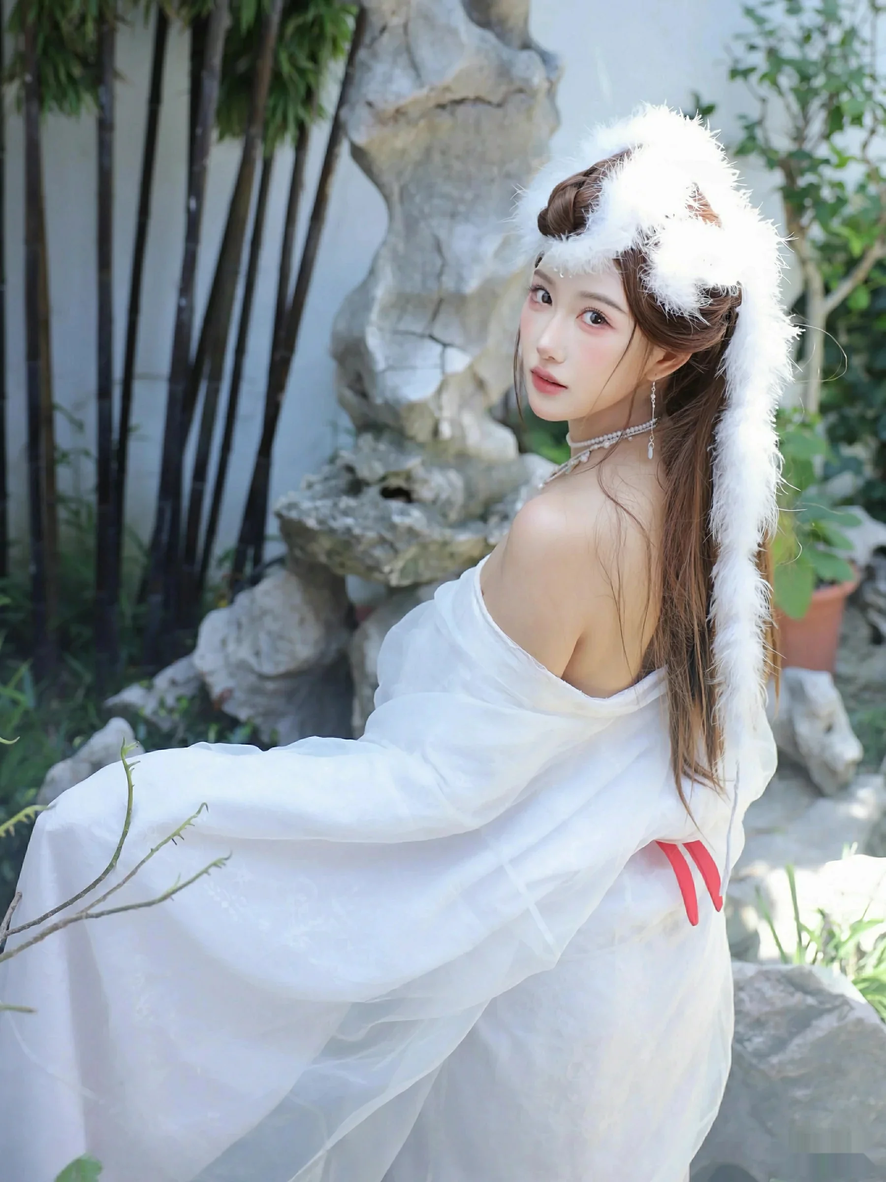   [XiuRen]高清写真图 2025.10.09 No.10843 金允希Yuki 低胸长裙第32张图片