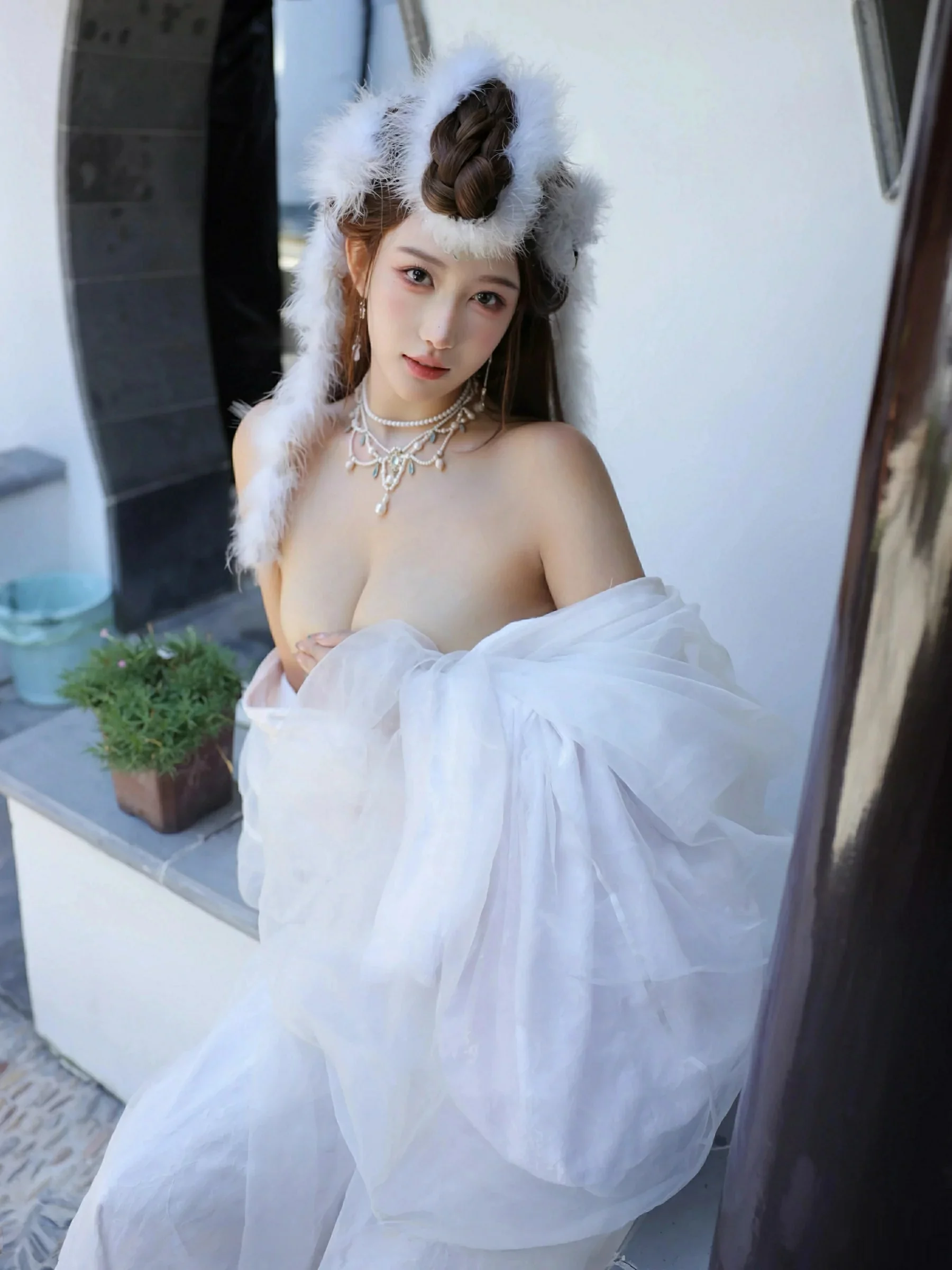   [XiuRen]高清写真图 2025.10.09 No.10843 金允希Yuki 低胸长裙第47张图片