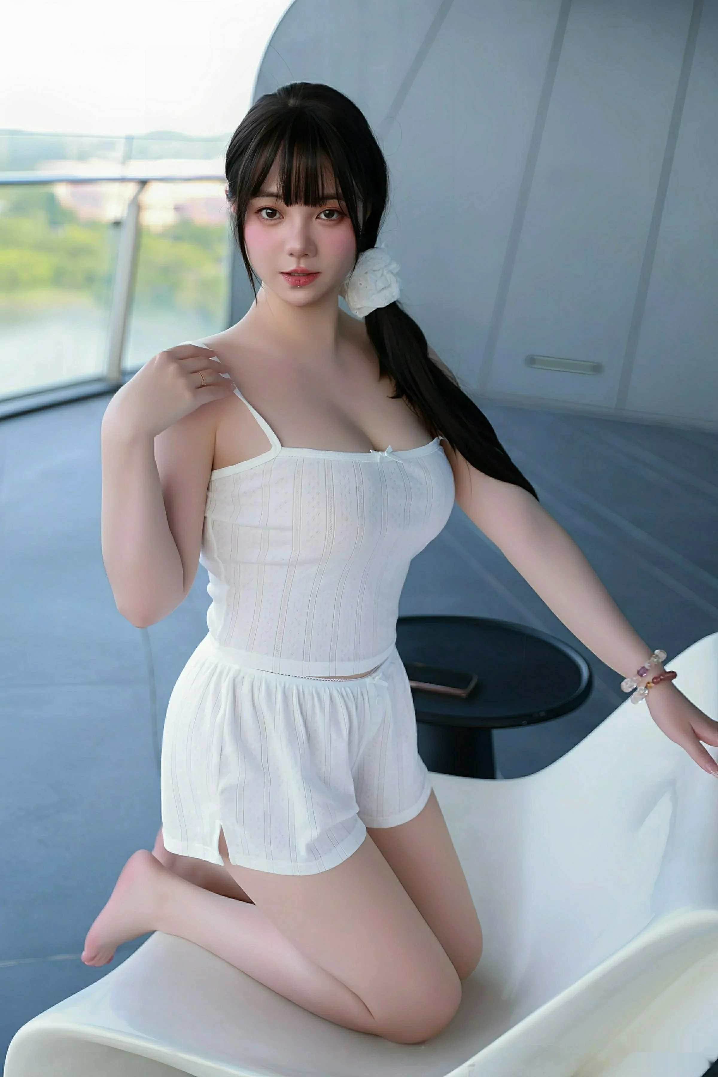   [XiuRen]高清写真图 2025.10.09 No.10841 软情 性感吊带第7张图片