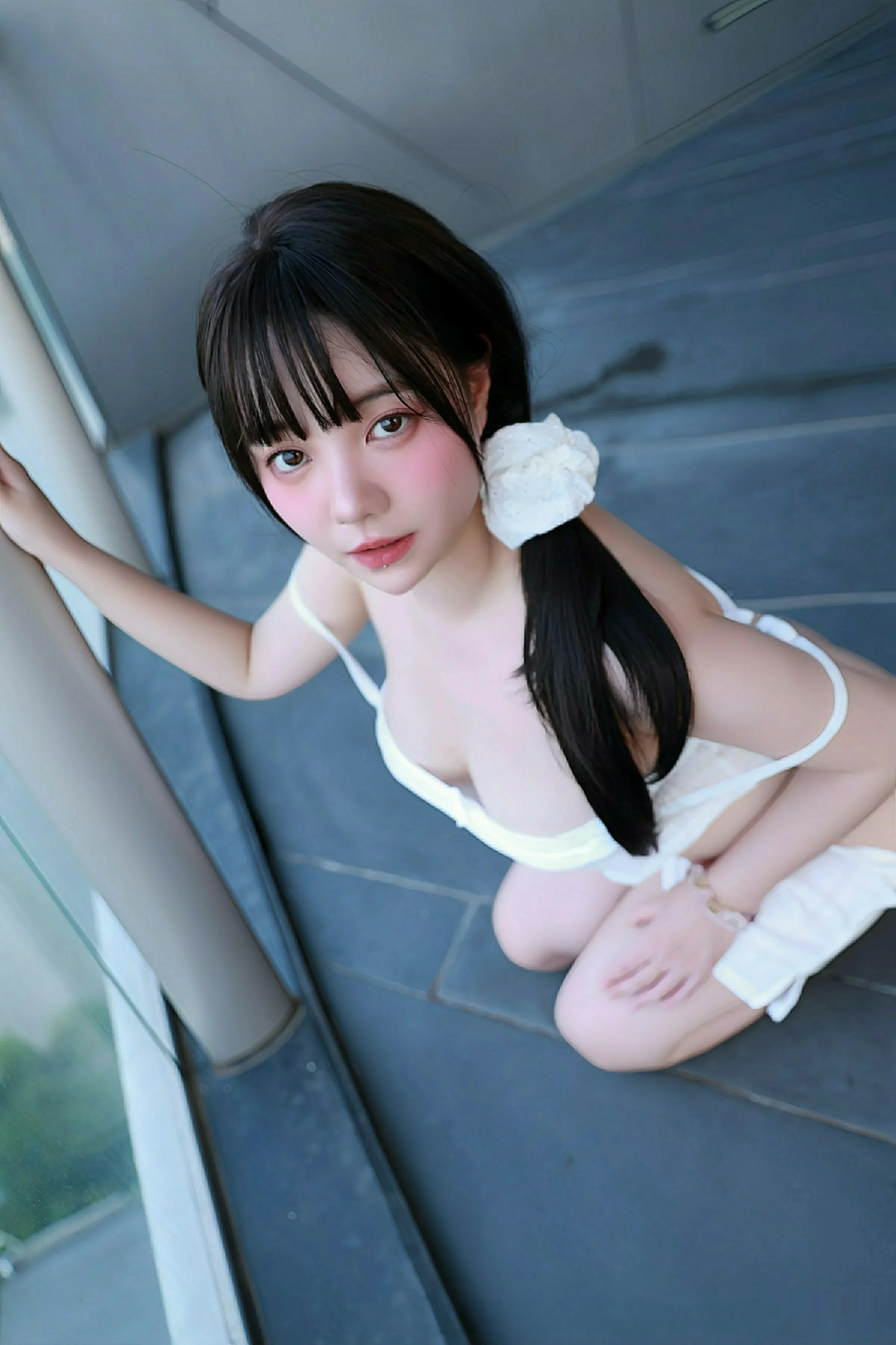   [XiuRen]高清写真图 2025.10.09 No.10841 软情 性感吊带第29张图片