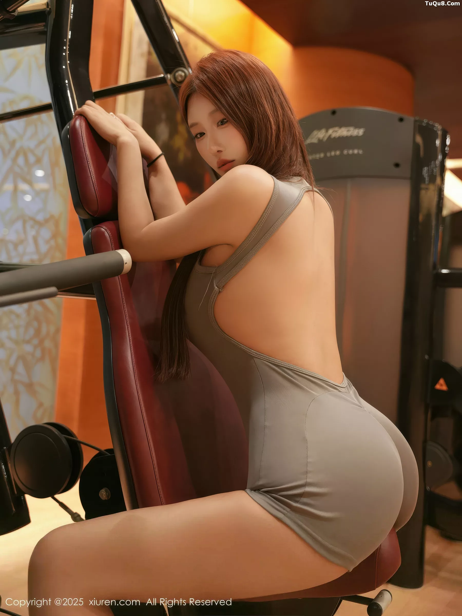   [XiuRen]高清写真图 2025.10.31 No.10937 金允希Yuki 连体运动服第13张图片