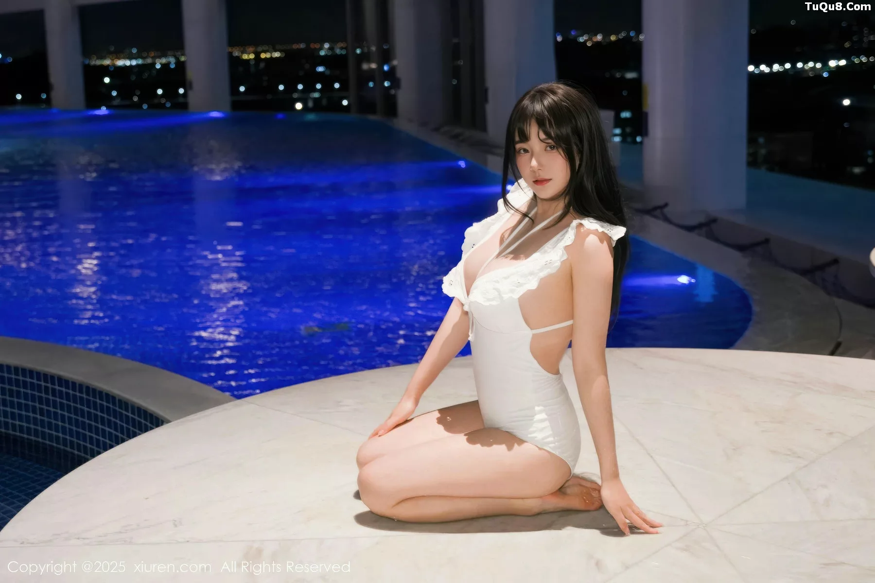   [XiuRen]高清写真图 2025.11.07 No.10959 软情 性感比基尼第23张图片