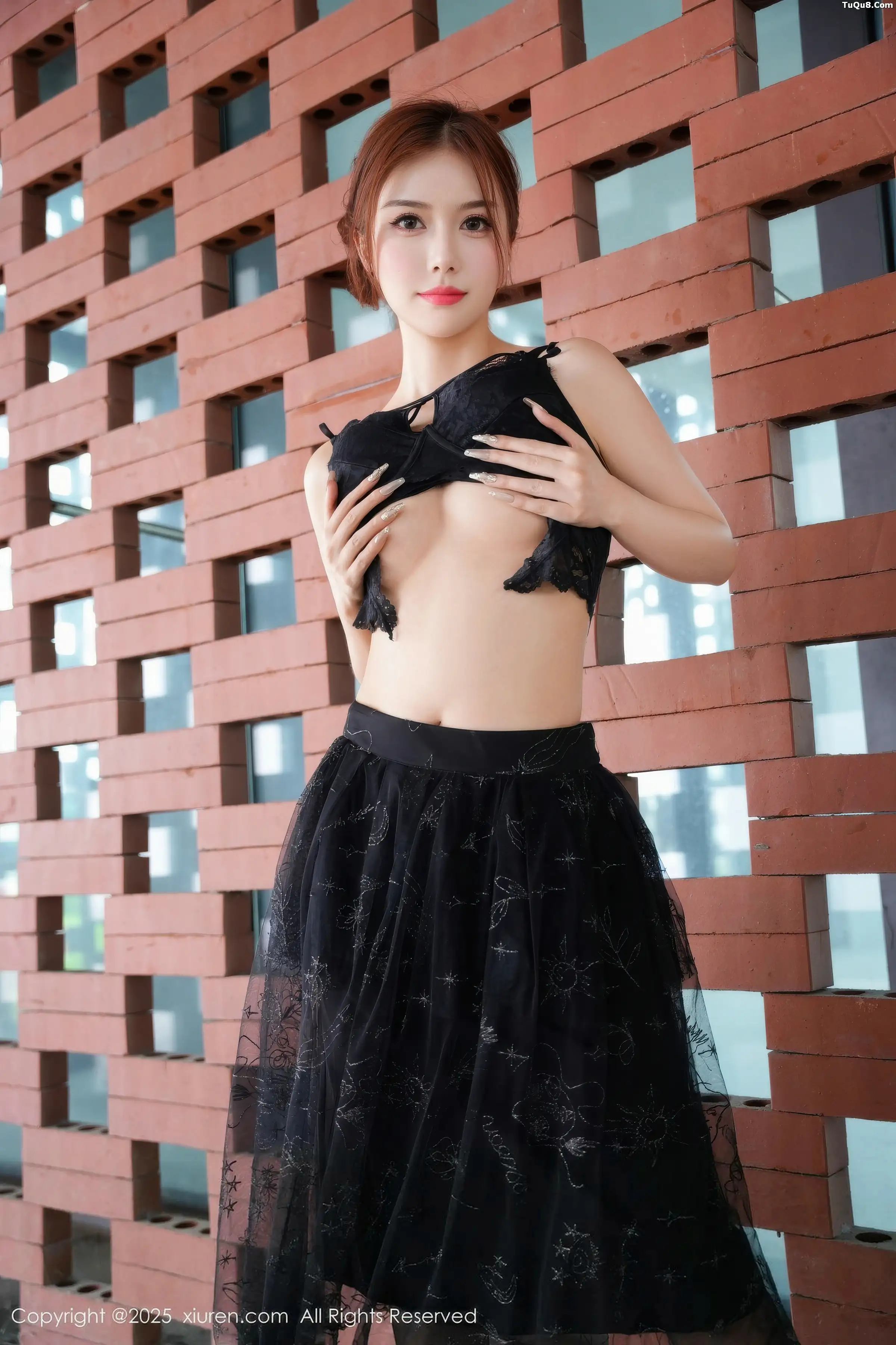   [XiuRen]高清写真图 2025.11.21 No.11016 白芷yy 情趣内衣第13张图片