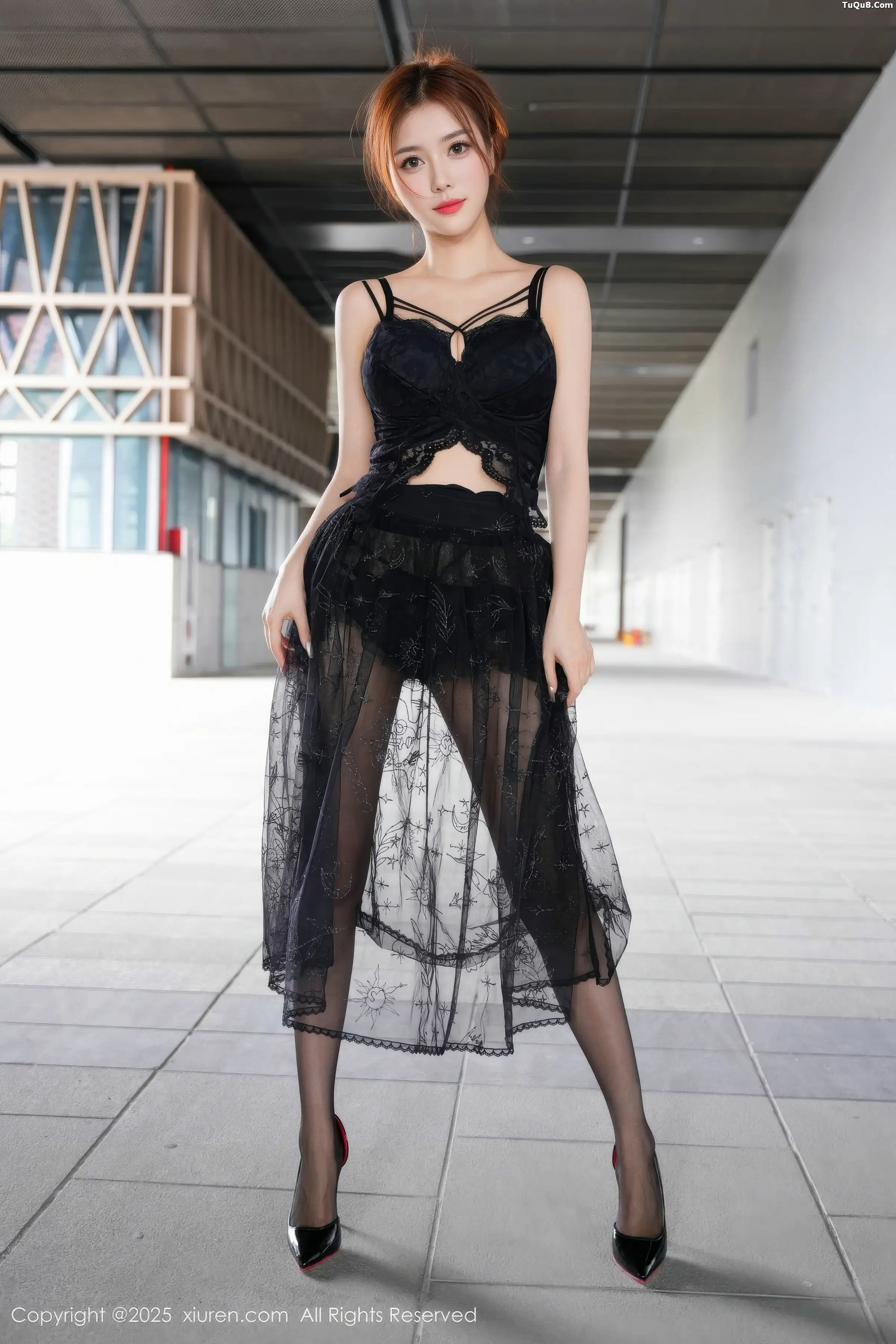   [XiuRen]高清写真图 2025.11.21 No.11016 白芷yy 情趣内衣第16张图片