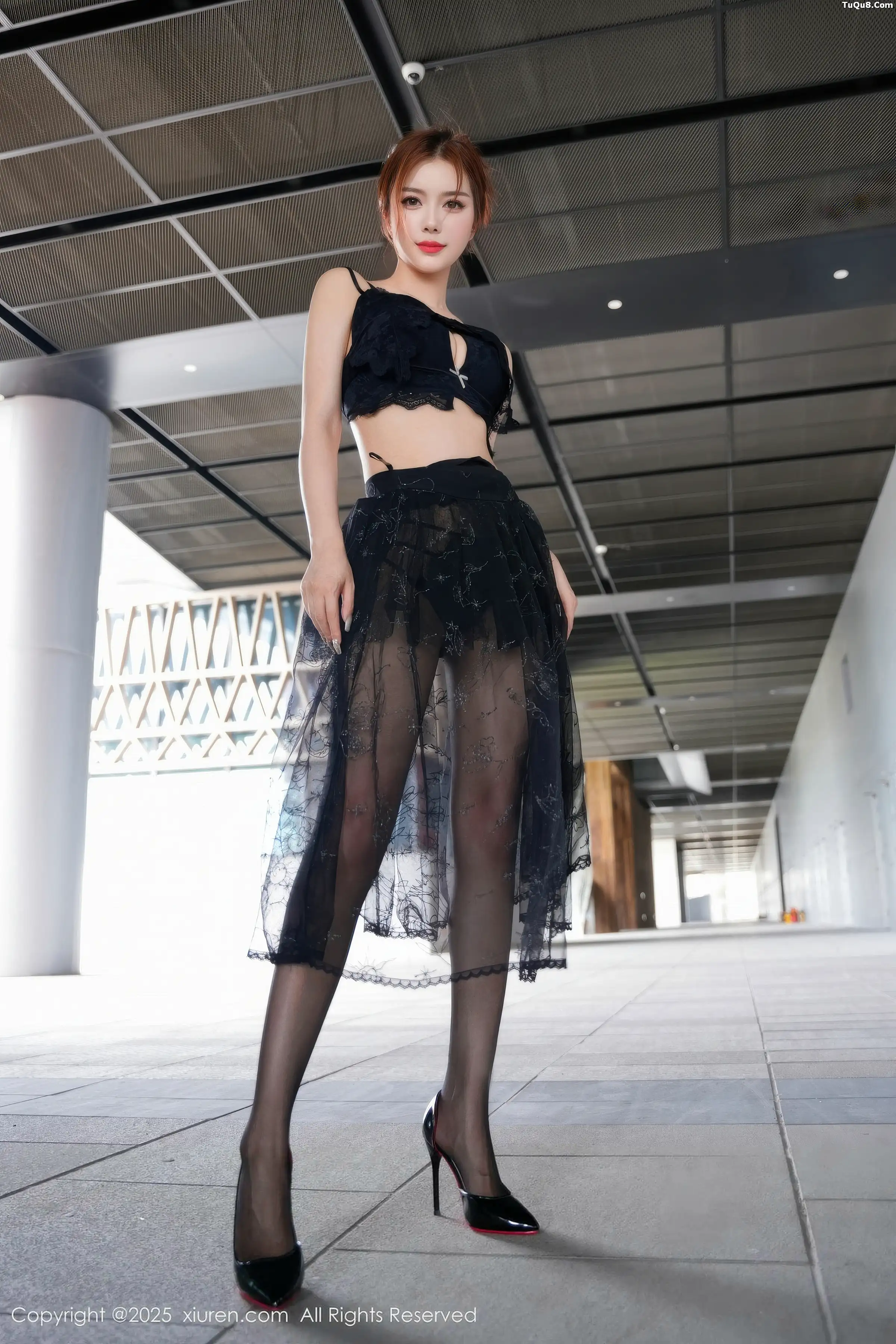   [XiuRen]高清写真图 2025.11.21 No.11016 白芷yy 情趣内衣第18张图片