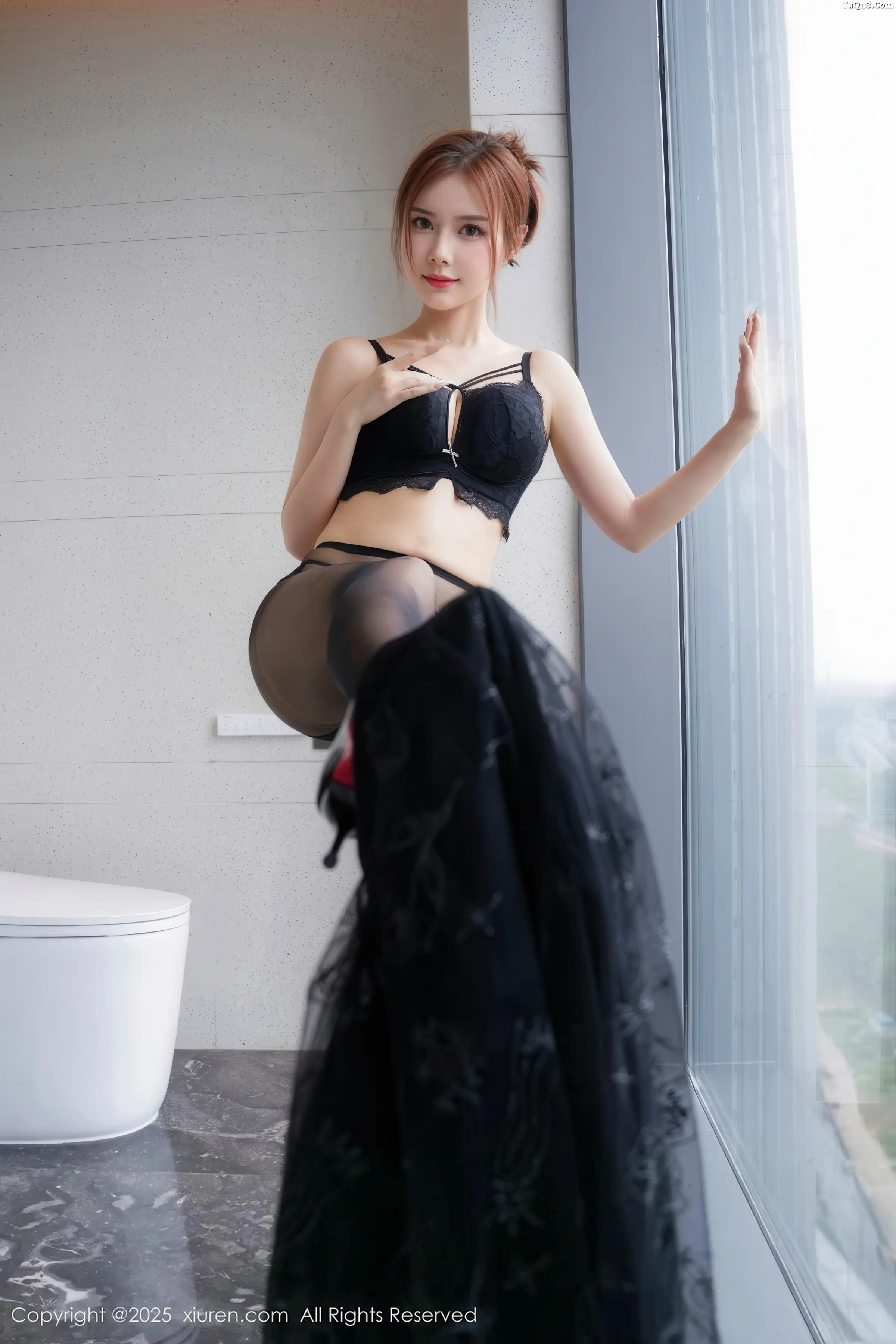   [XiuRen]高清写真图 2025.11.21 No.11016 白芷yy 情趣内衣第44张图片