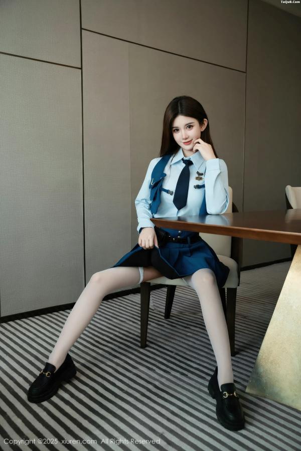   [XiuRen]高清写真图 2025.12.23 No.11141 苏甜橙子 JK制服第11张图片