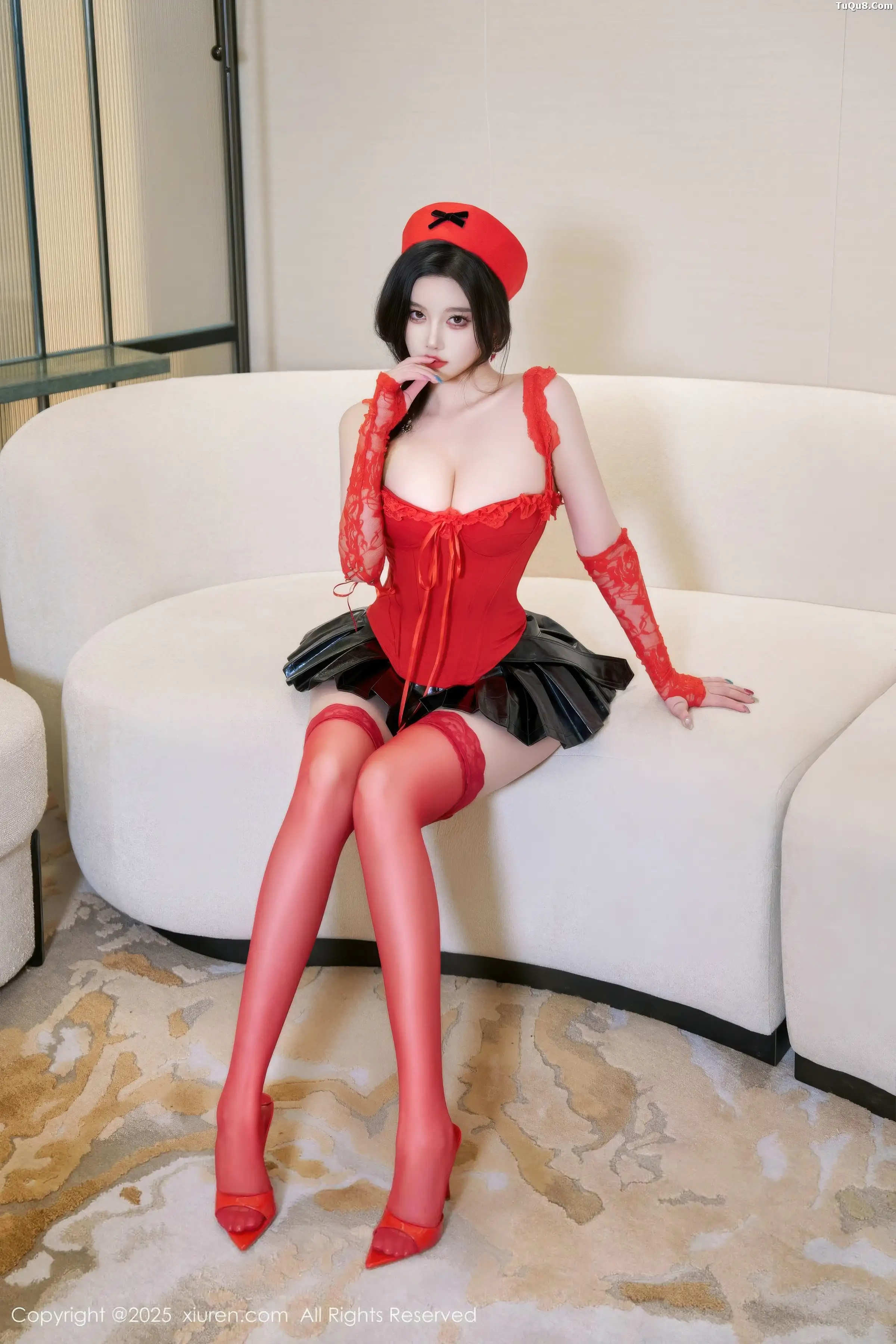   [XiuRen]高清写真图 2025.12.24 No.11151 CHENCHEN. 红色情趣服饰第3张图片