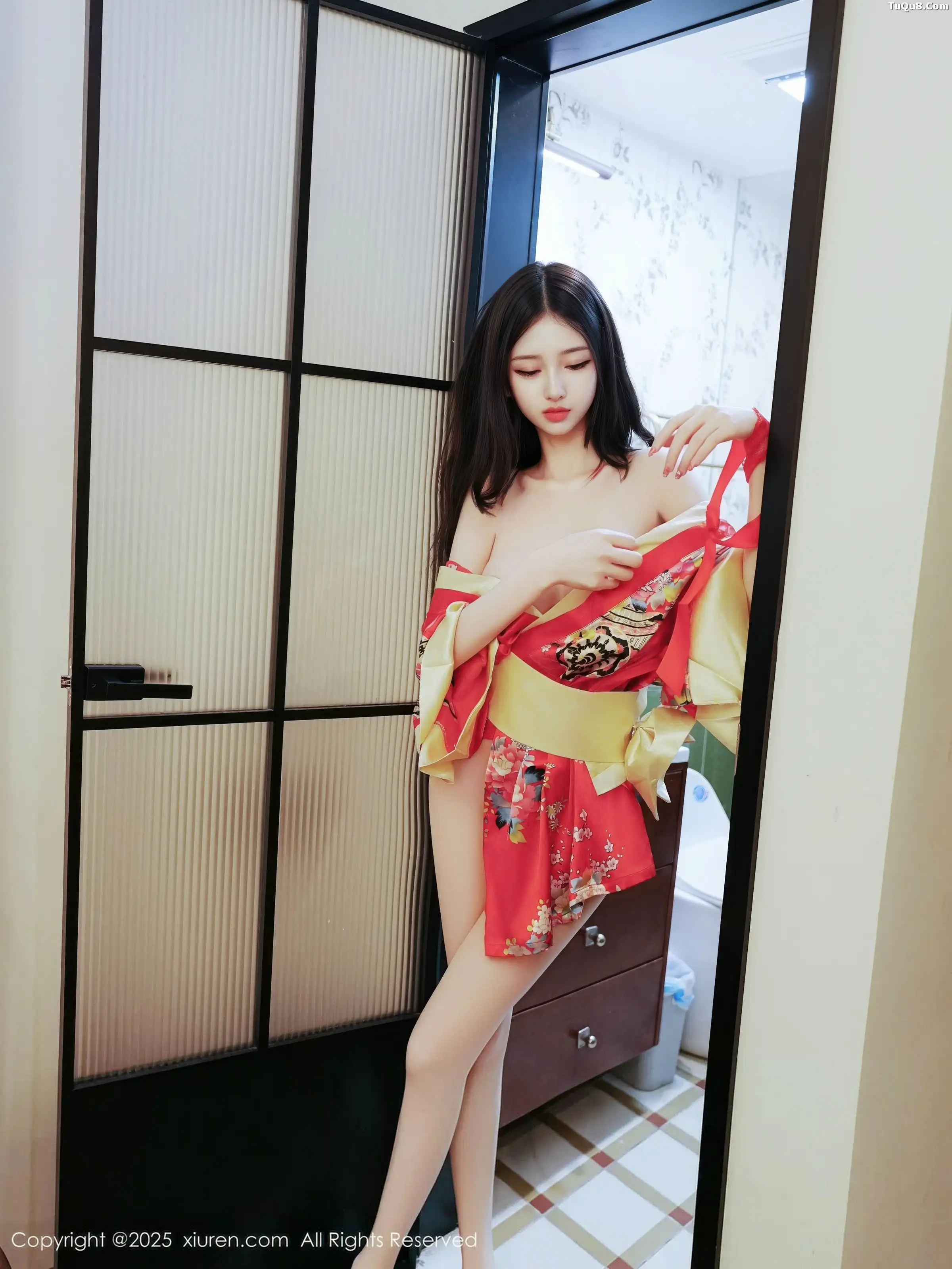   [XiuRen]高清写真图 2025.12.25 No.11155 白小蝶 超薄白丝第24张图片