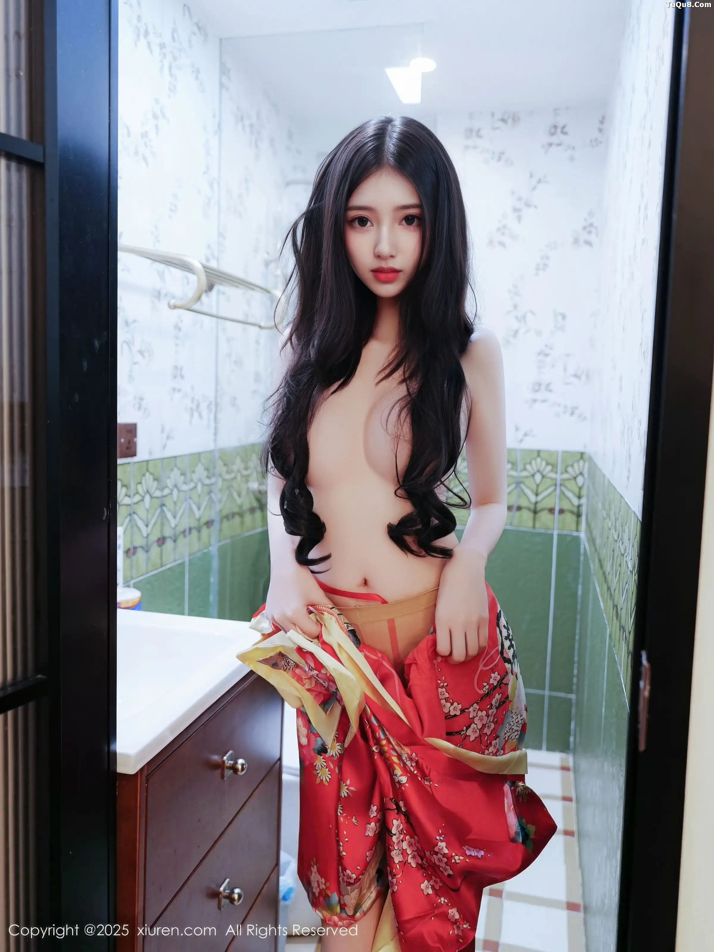   [XiuRen]高清写真图 2025.12.25 No.11155 白小蝶 超薄白丝第39张图片