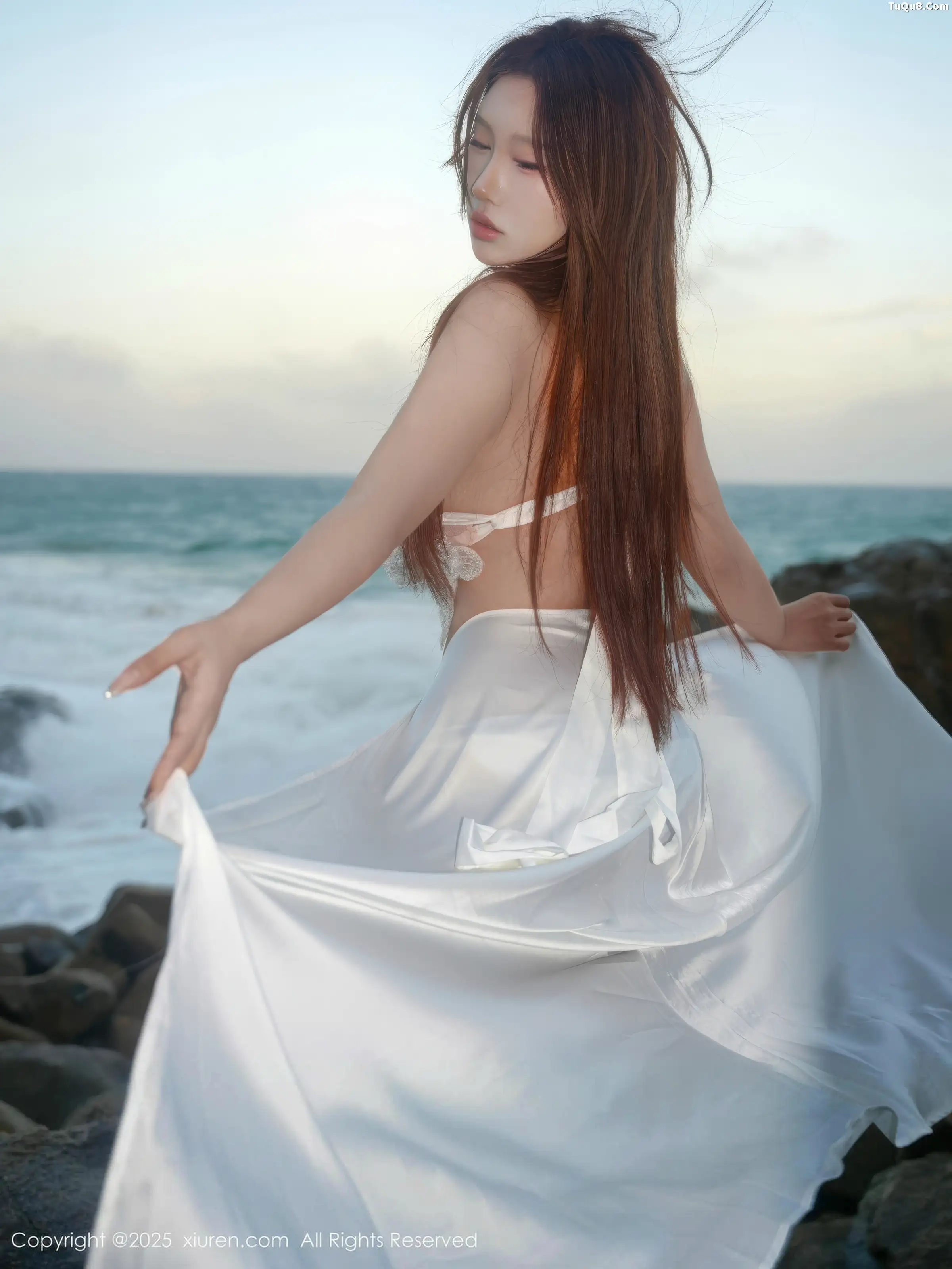   [XiuRen]高清写真图 2025.12.26 No.11164 金允希Yuki 情趣泳衣第12张图片