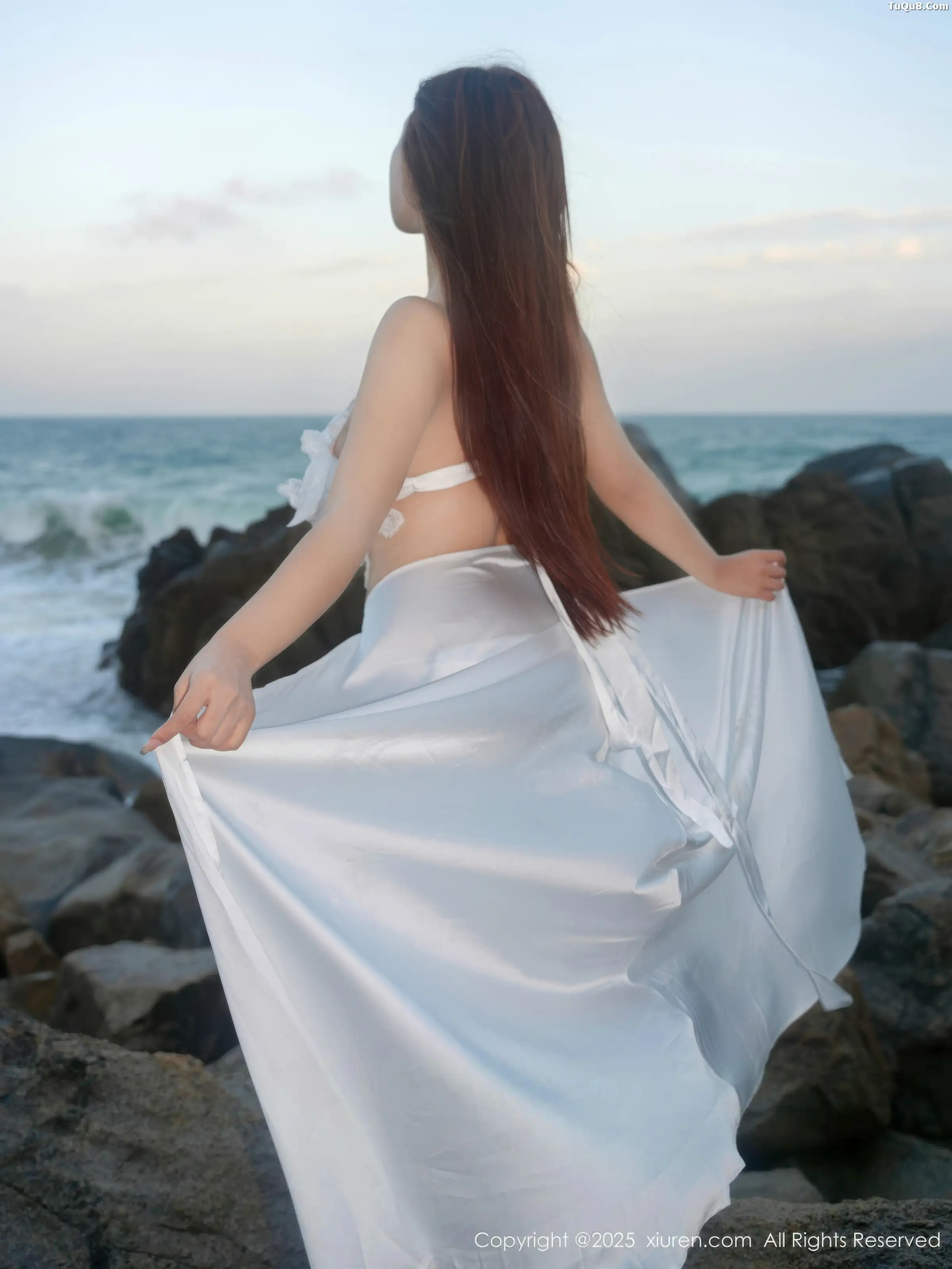   [XiuRen]高清写真图 2025.12.26 No.11164 金允希Yuki 情趣泳衣第13张图片