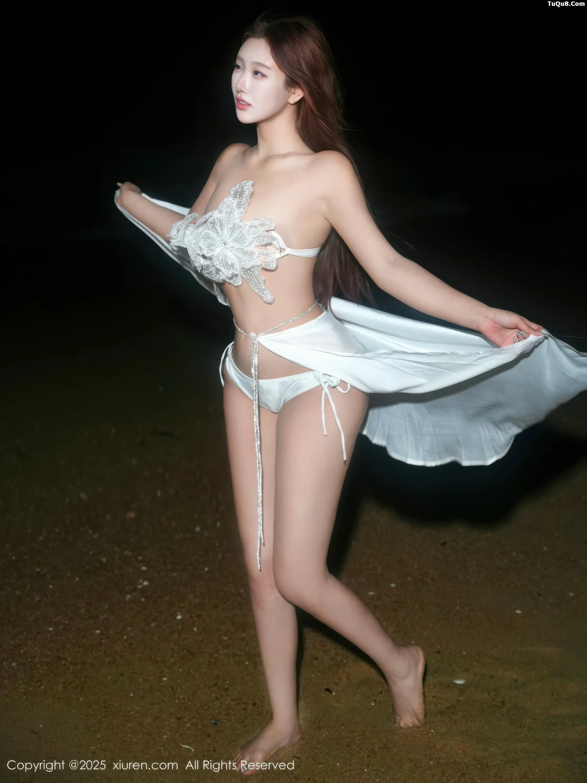   [XiuRen]高清写真图 2025.12.26 No.11164 金允希Yuki 情趣泳衣第41张图片