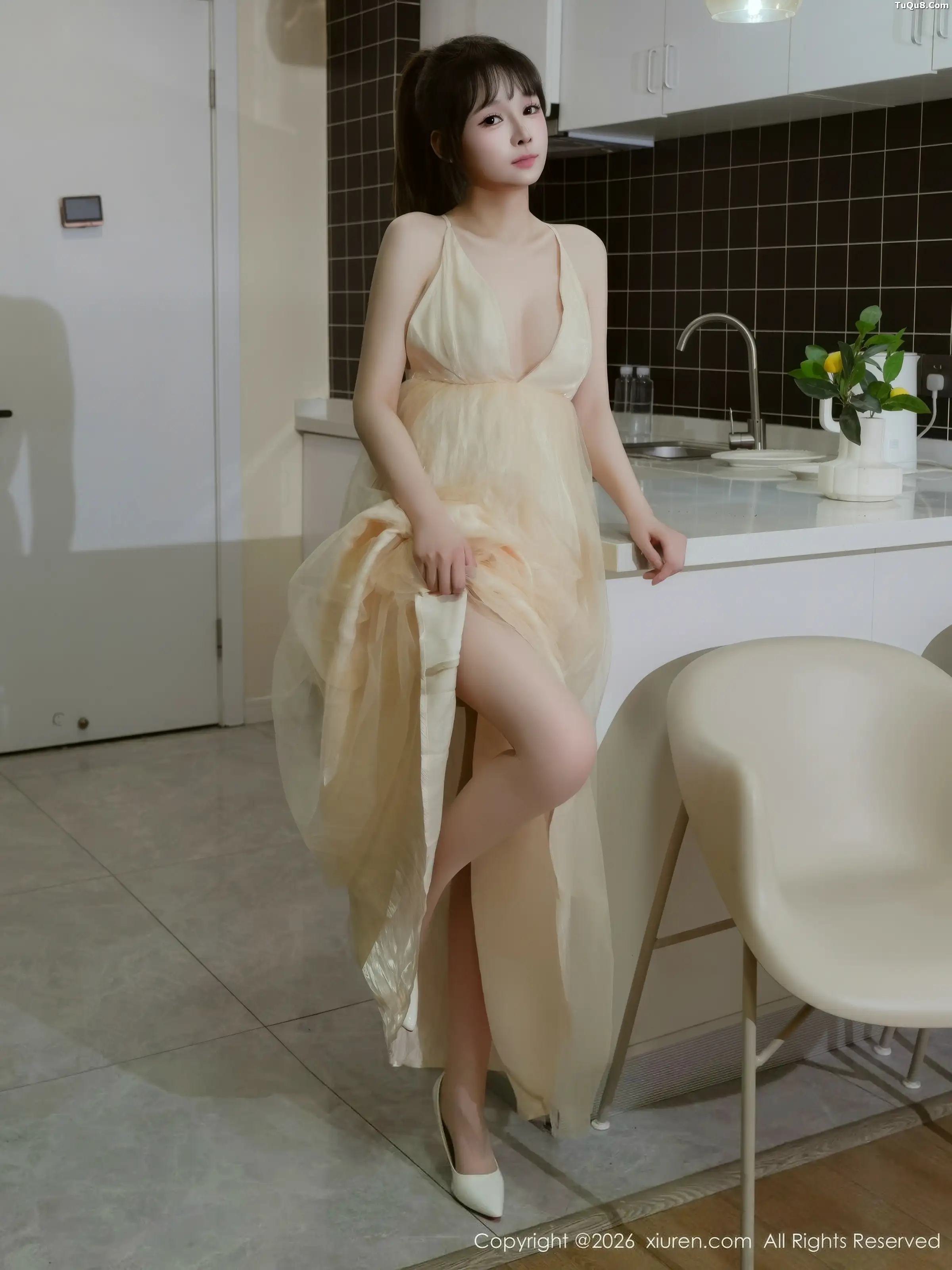   [XiuRen]高清写真图 2026.01.06 No.11196 沈蜜儿 性感内衣第22张图片