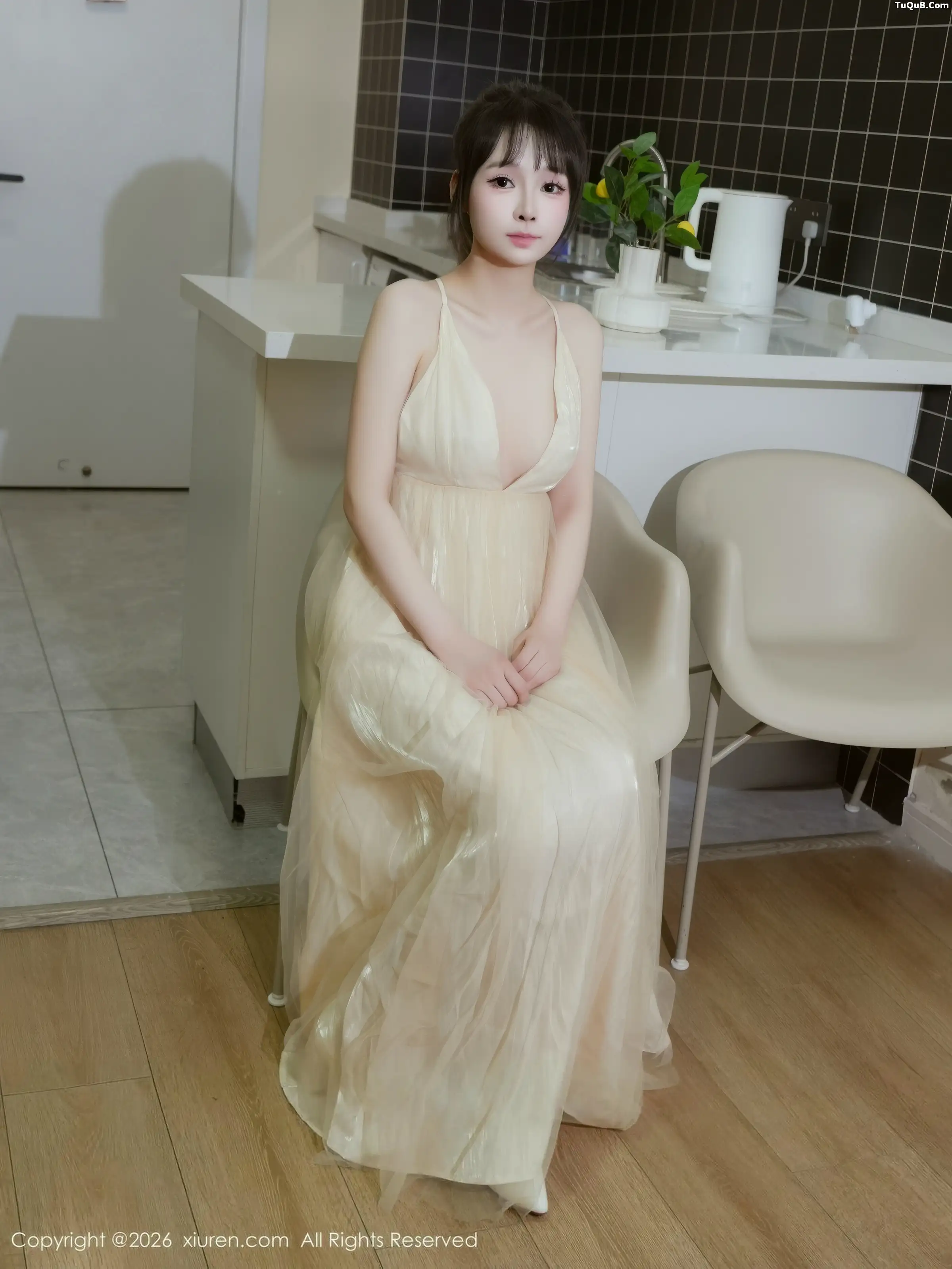   [XiuRen]高清写真图 2026.01.06 No.11196 沈蜜儿 性感内衣第23张图片