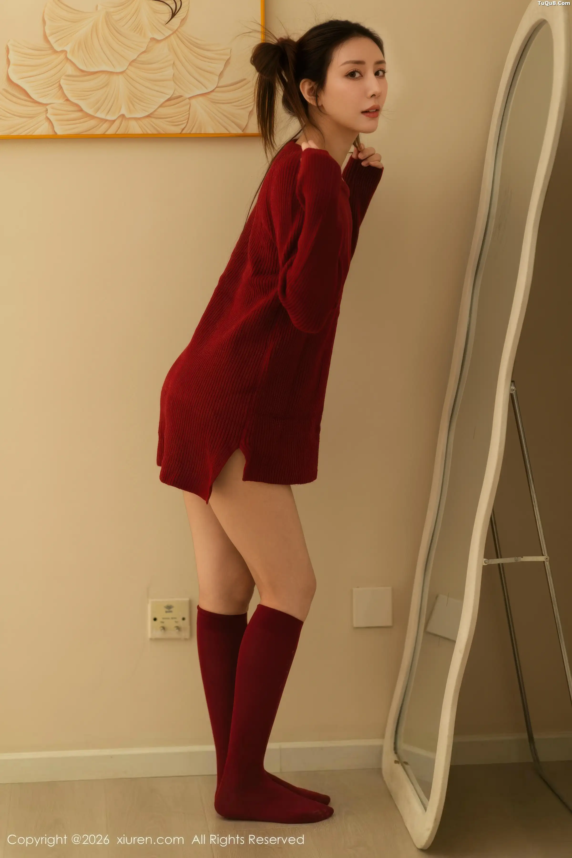   [XiuRen]高清写真图 2026.01.06 No.11198 悦兮 红色毛衣第33张图片