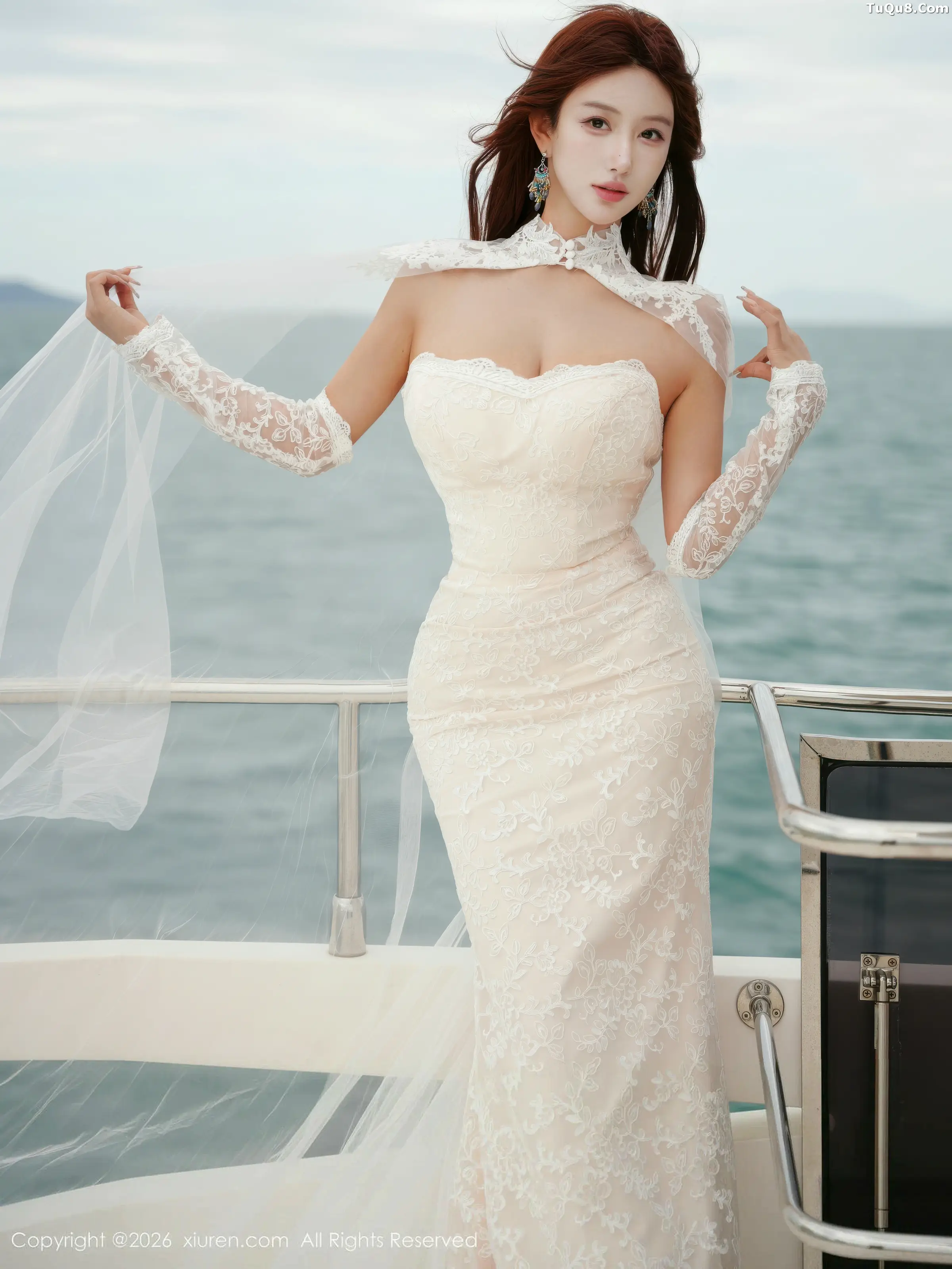   [XiuRen]高清写真图 2026.01.16 No.11243 金允希Yuki 游艇主题第3张图片