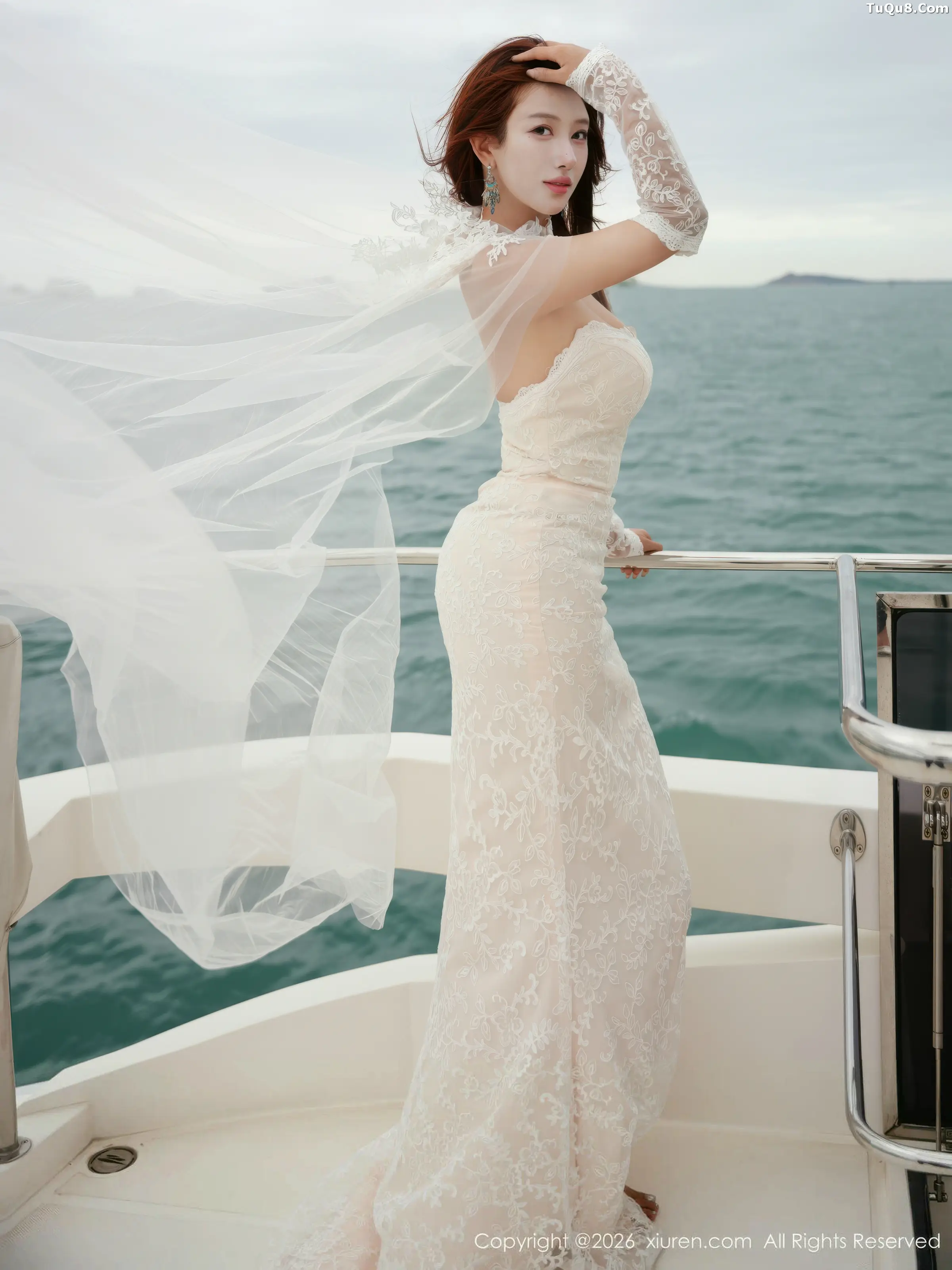   [XiuRen]高清写真图 2026.01.16 No.11243 金允希Yuki 游艇主题第10张图片