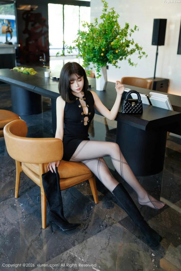   [XiuRen]高清写真图 2026.01.20 No.11252 莉芝荔枝 性感兔女郎第17张图片