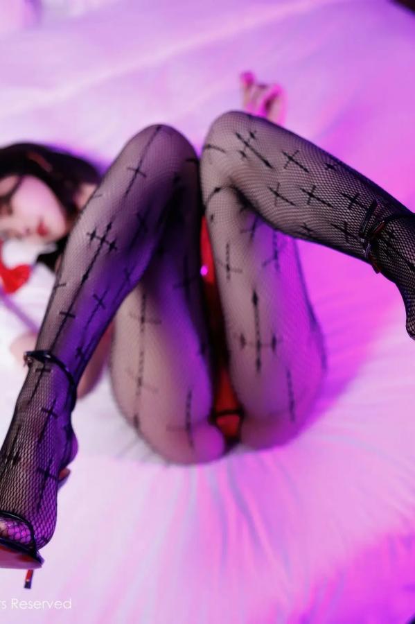   [XiuRen]高清写真图 2026.01.20 No.11252 莉芝荔枝 性感兔女郎第73张图片