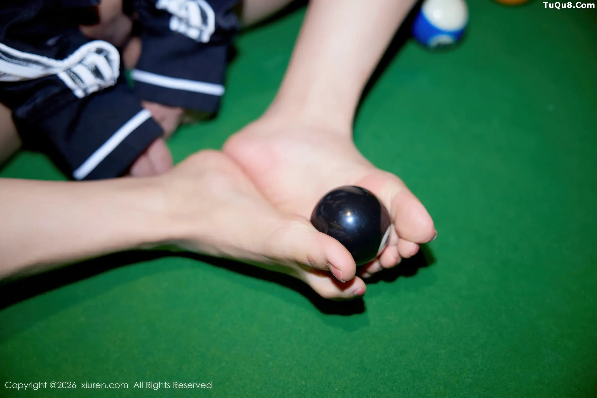   [XiuRen]高清写真图 2026.01.16 No.11242 小肉肉咪 黑色运动内衣第56张图片