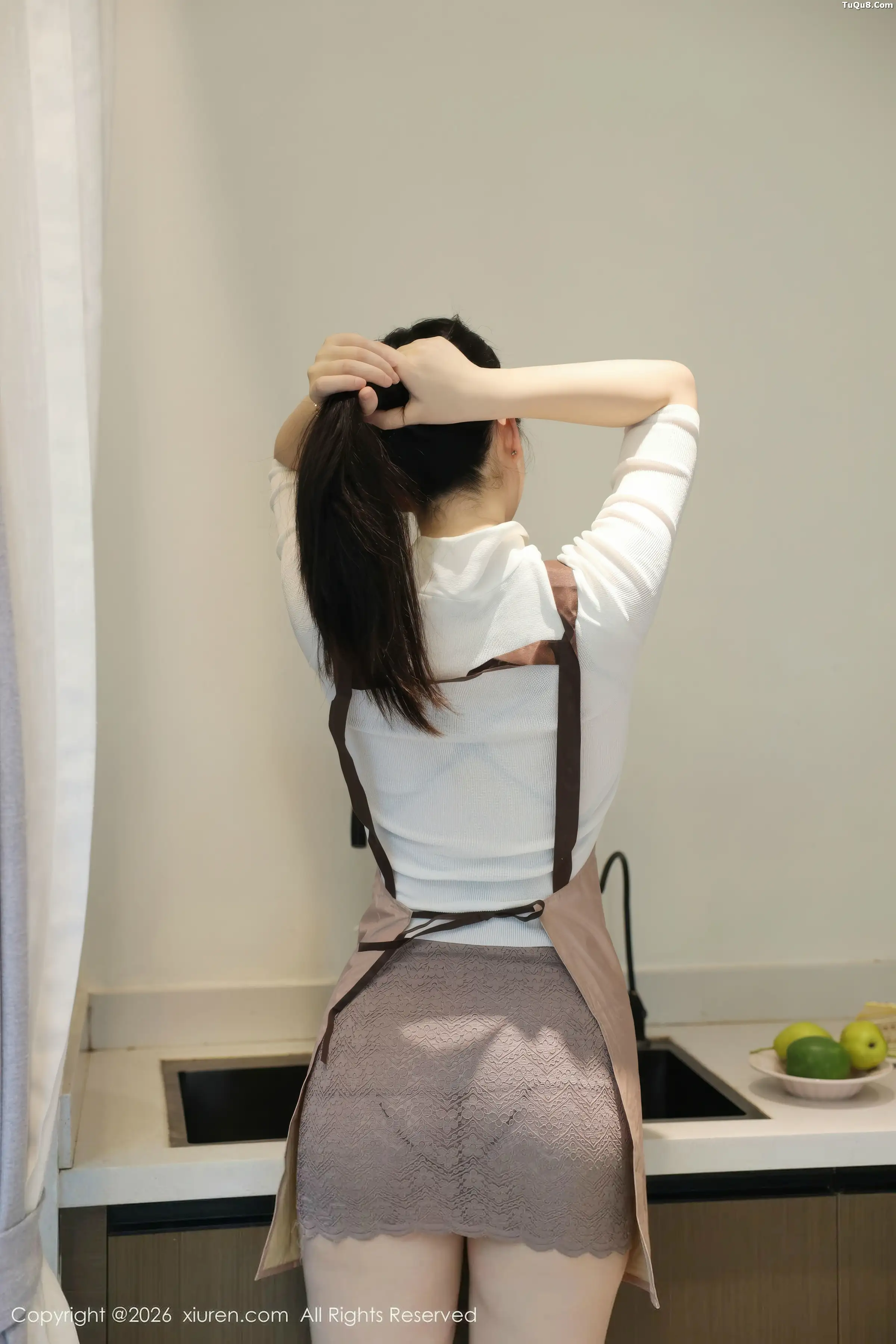   [XiuRen]高清写真图 2026.01.08 No.11207 奶思兔 黑色情趣内衣第15张图片